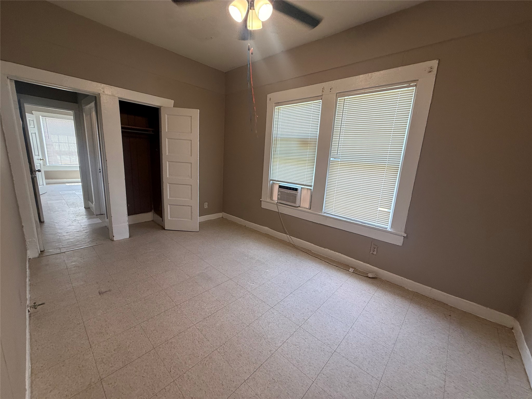 7301 Avenue L Property Photo 5