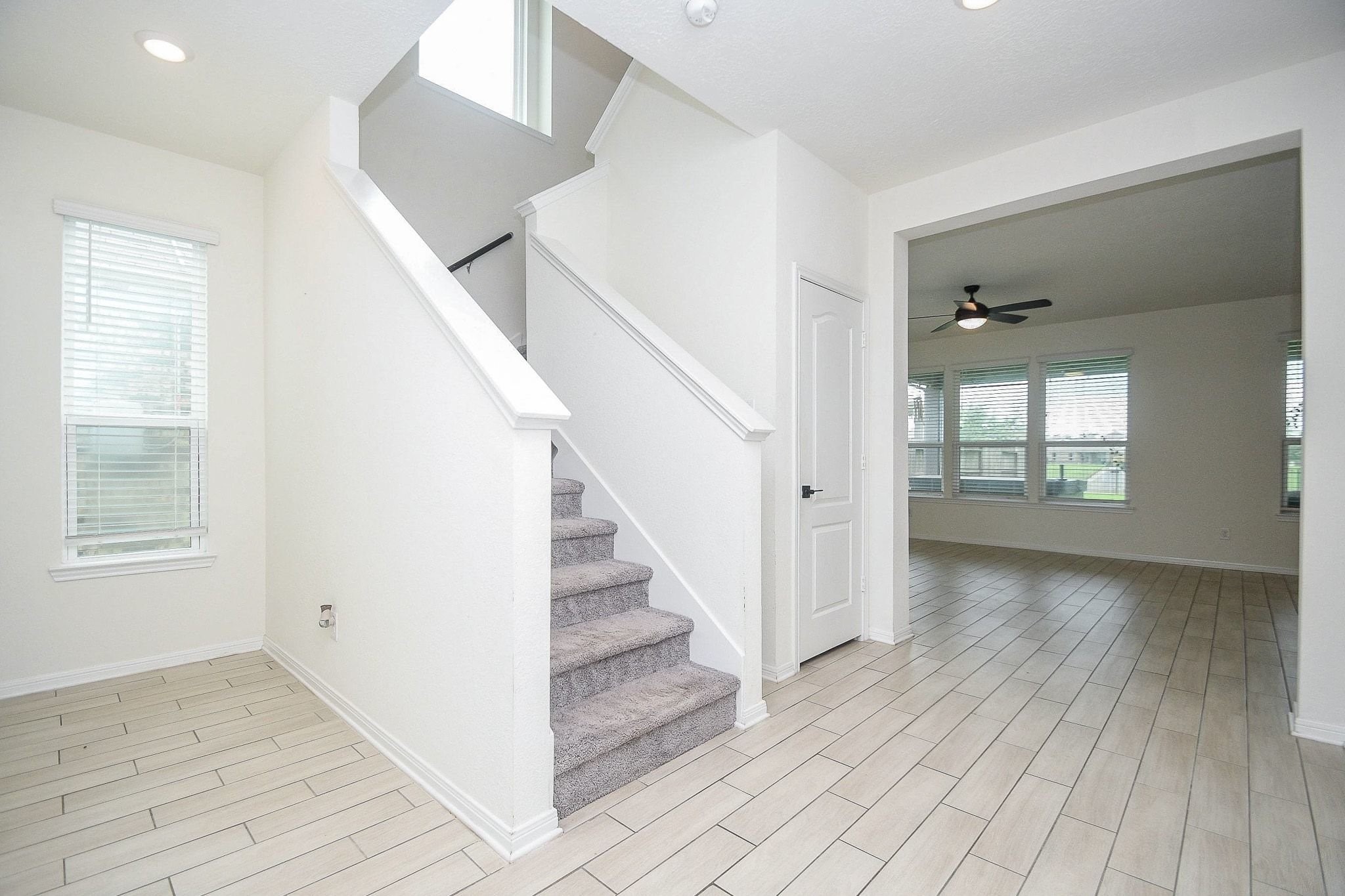 5027 Hickory Deer Lane Property Photo 3