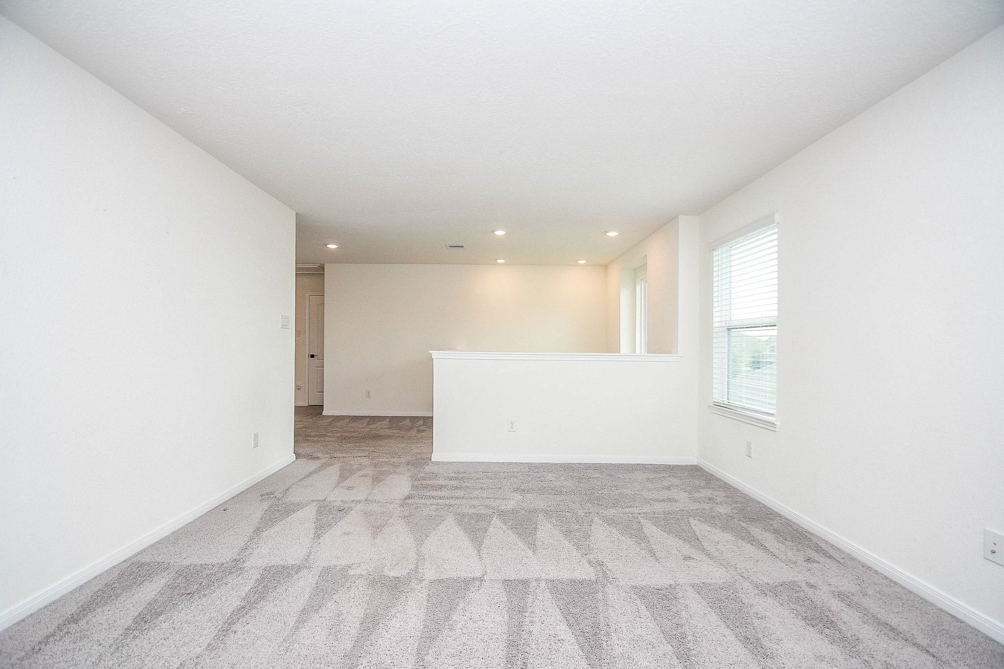 5027 Hickory Deer Lane Property Photo 14