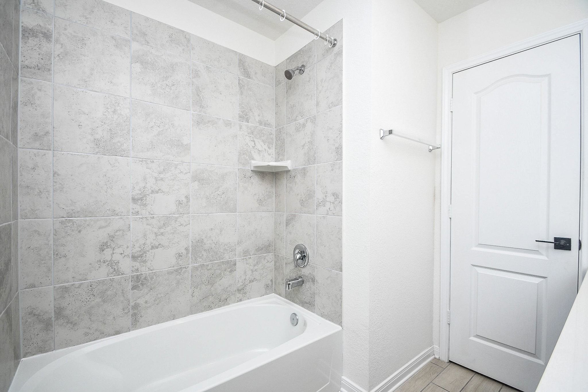 5027 Hickory Deer Lane Property Photo 28