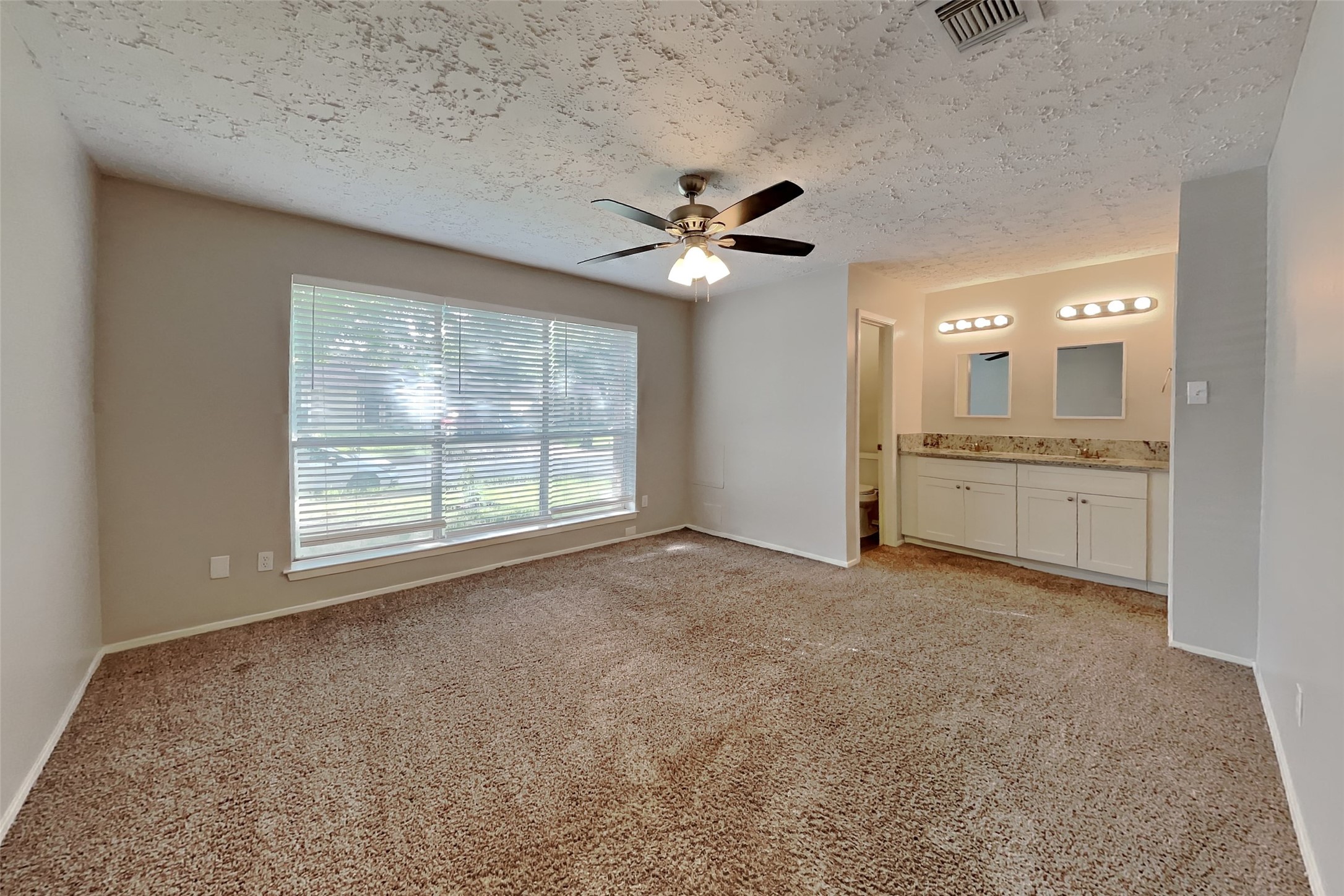 7339 Boysenberry Lane Property Photo 8