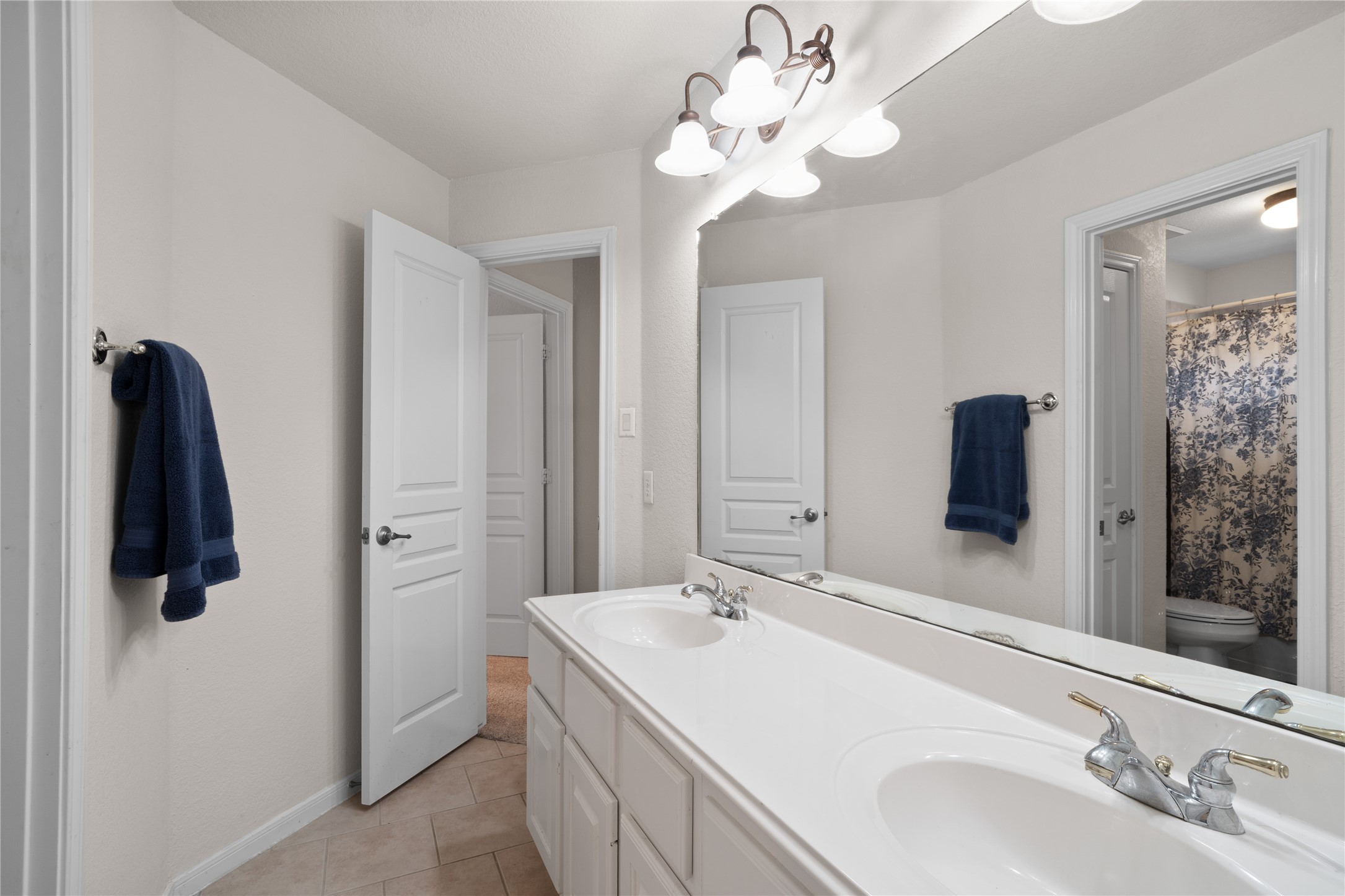 2311 Chasebrook Trail Trail W Property Photo 28