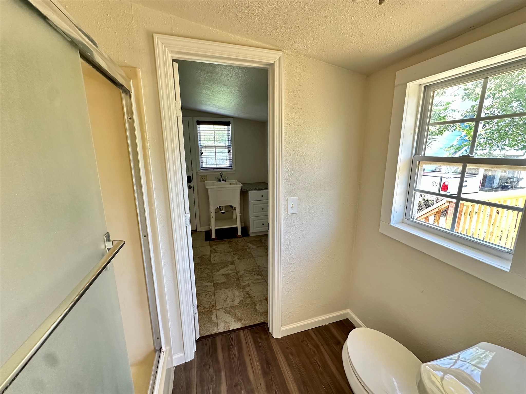 5222 Avenue O Property Photo 13