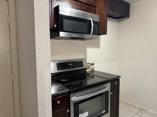 6701 Sands Point Drive 35 Property Photo 5