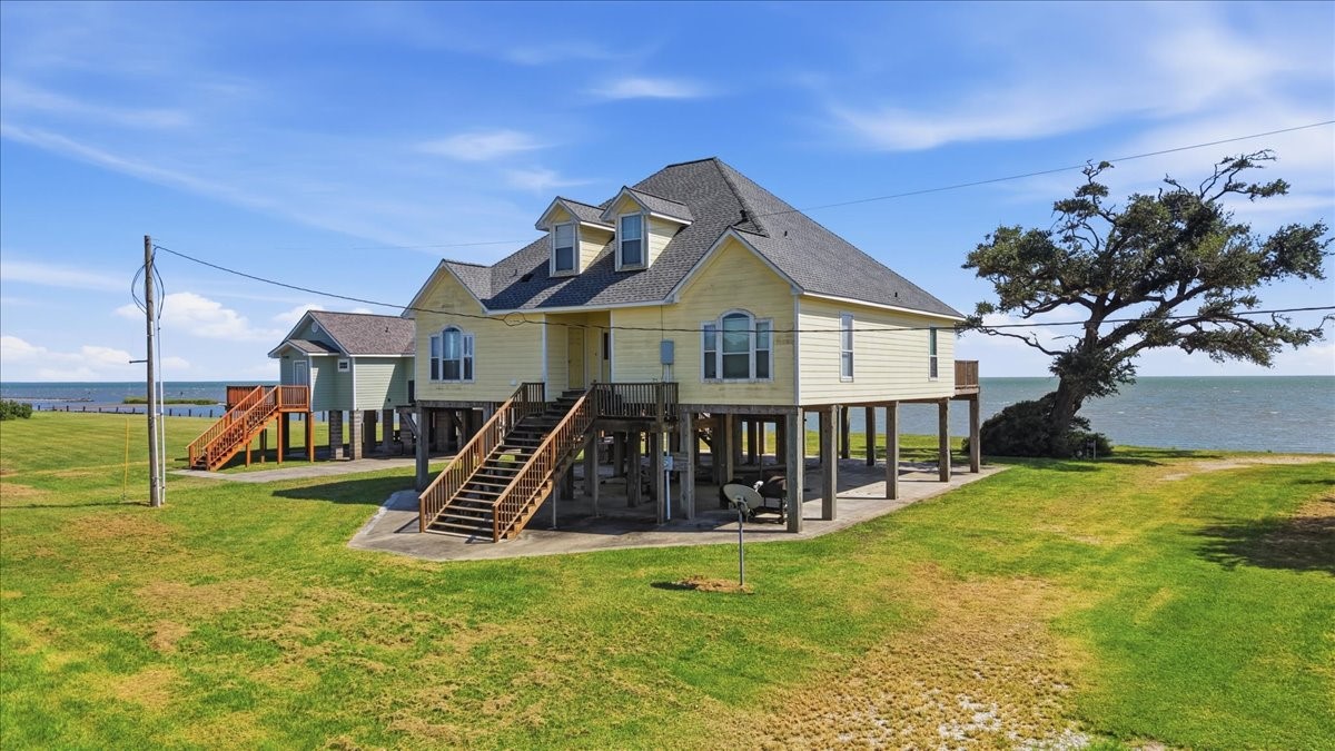 207 Heartfield Lane Property Photo 4
