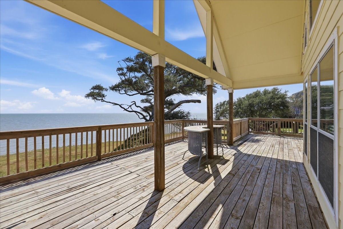 207 Heartfield Lane Property Photo 33