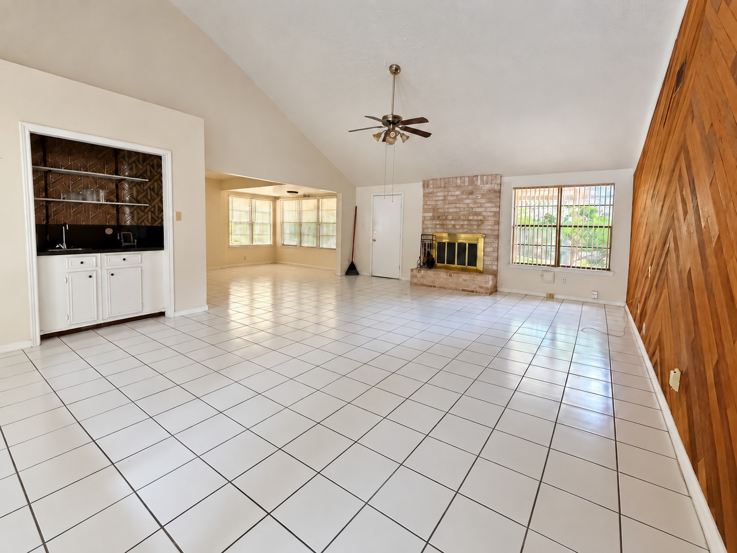 10434 Carlow Lane Property Photo 4