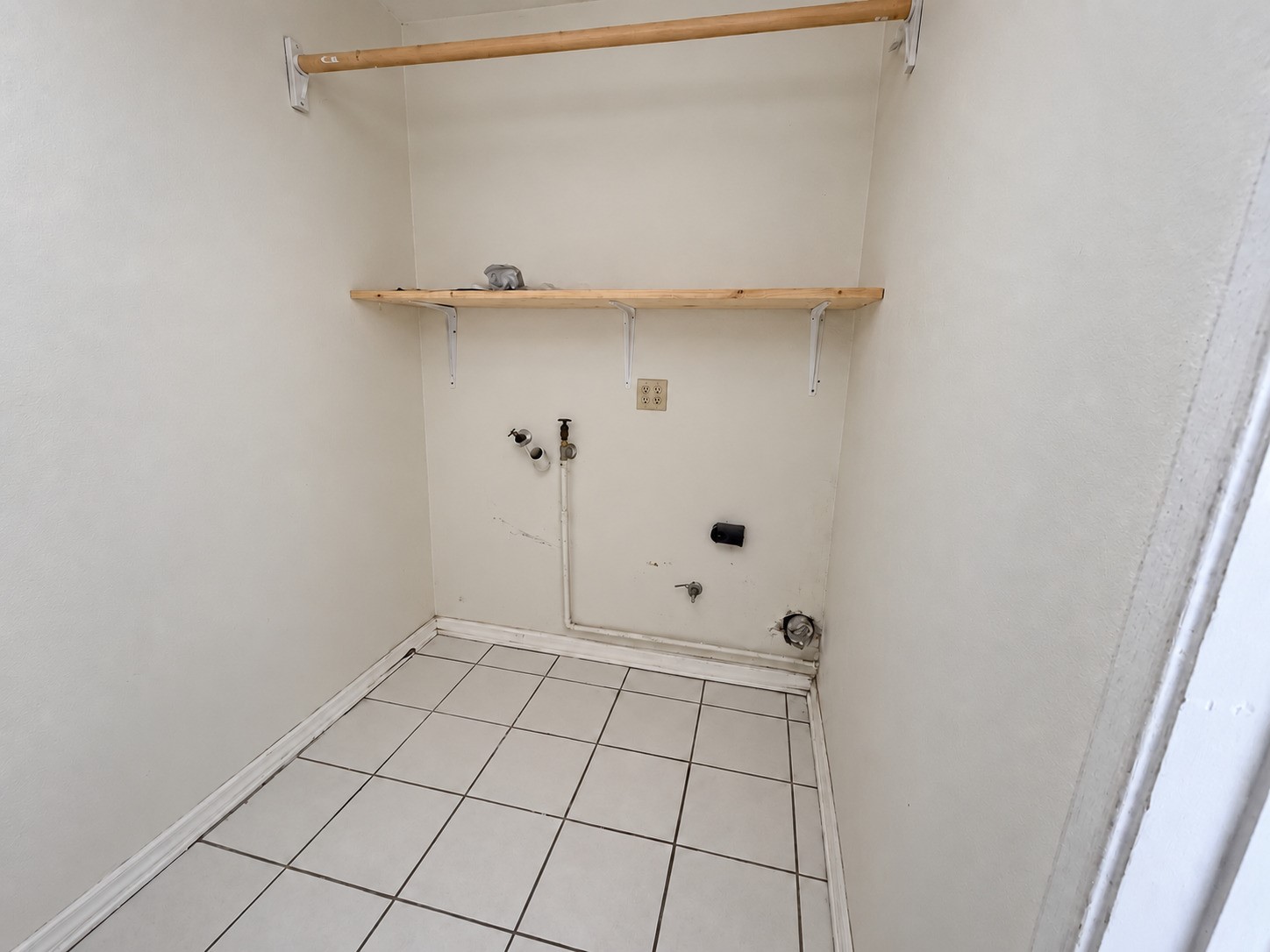 10434 Carlow Lane Property Photo 10