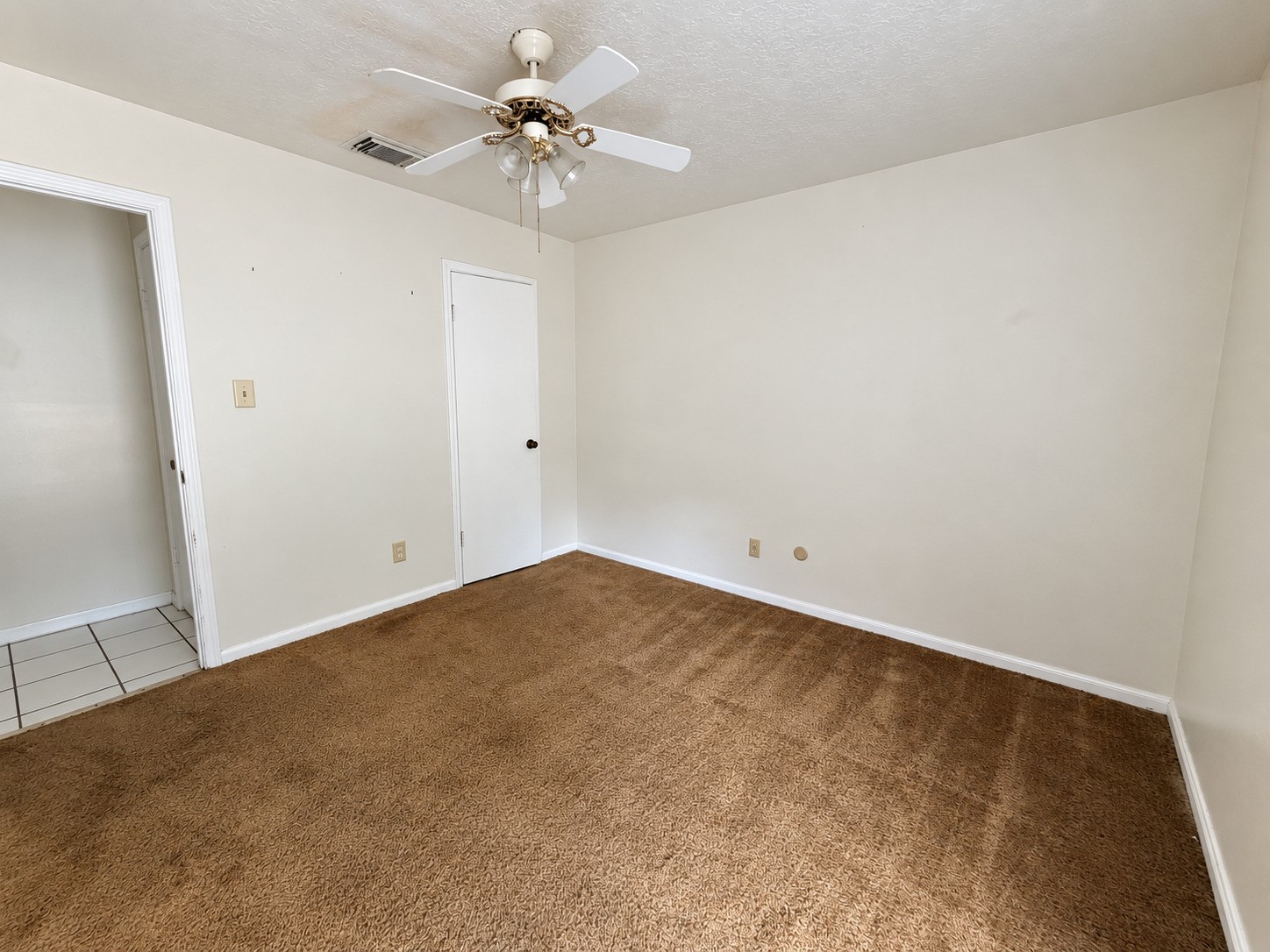 10434 Carlow Lane Property Photo 11