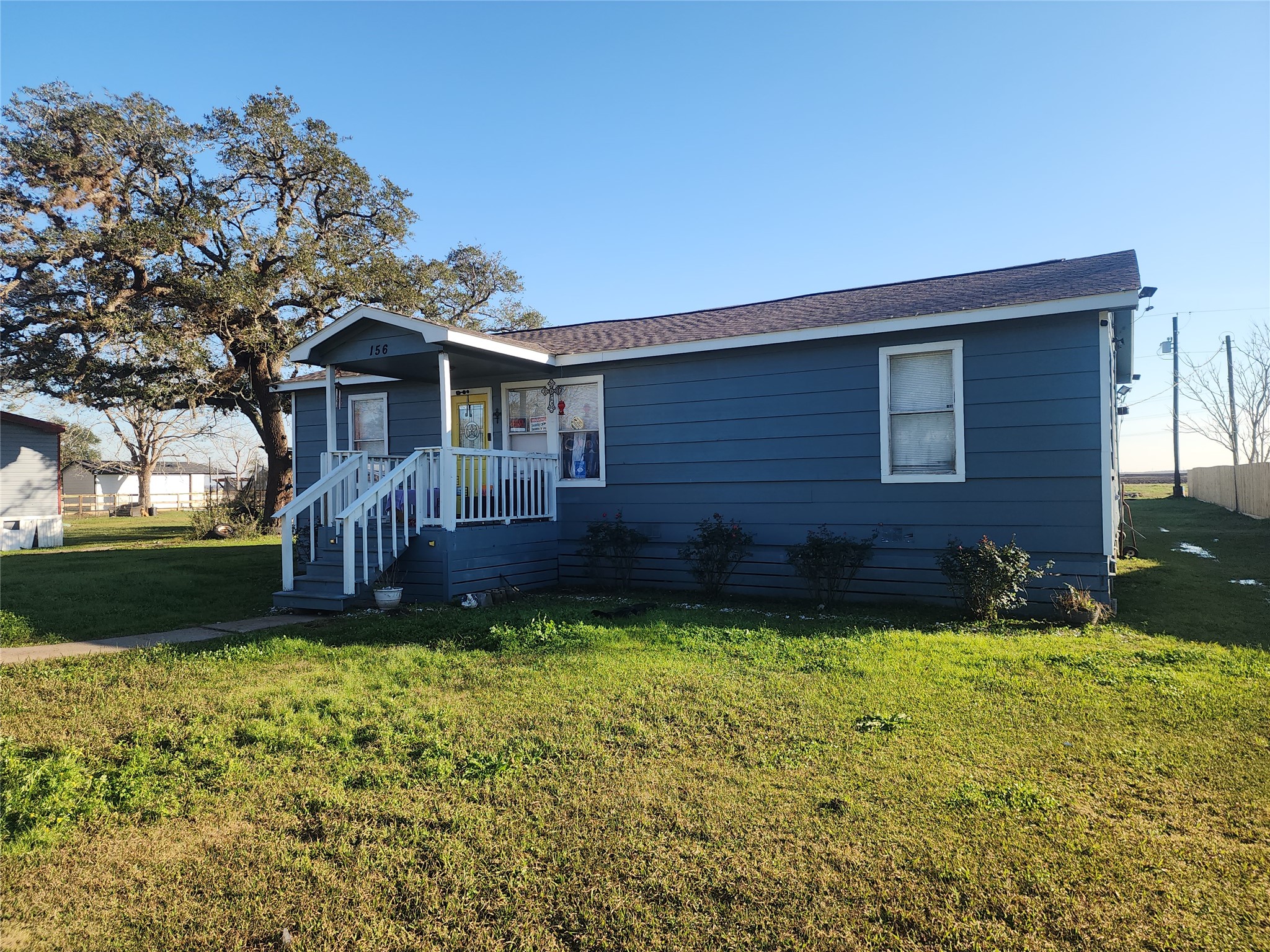 42 Country Oaks Street Property Photo 1