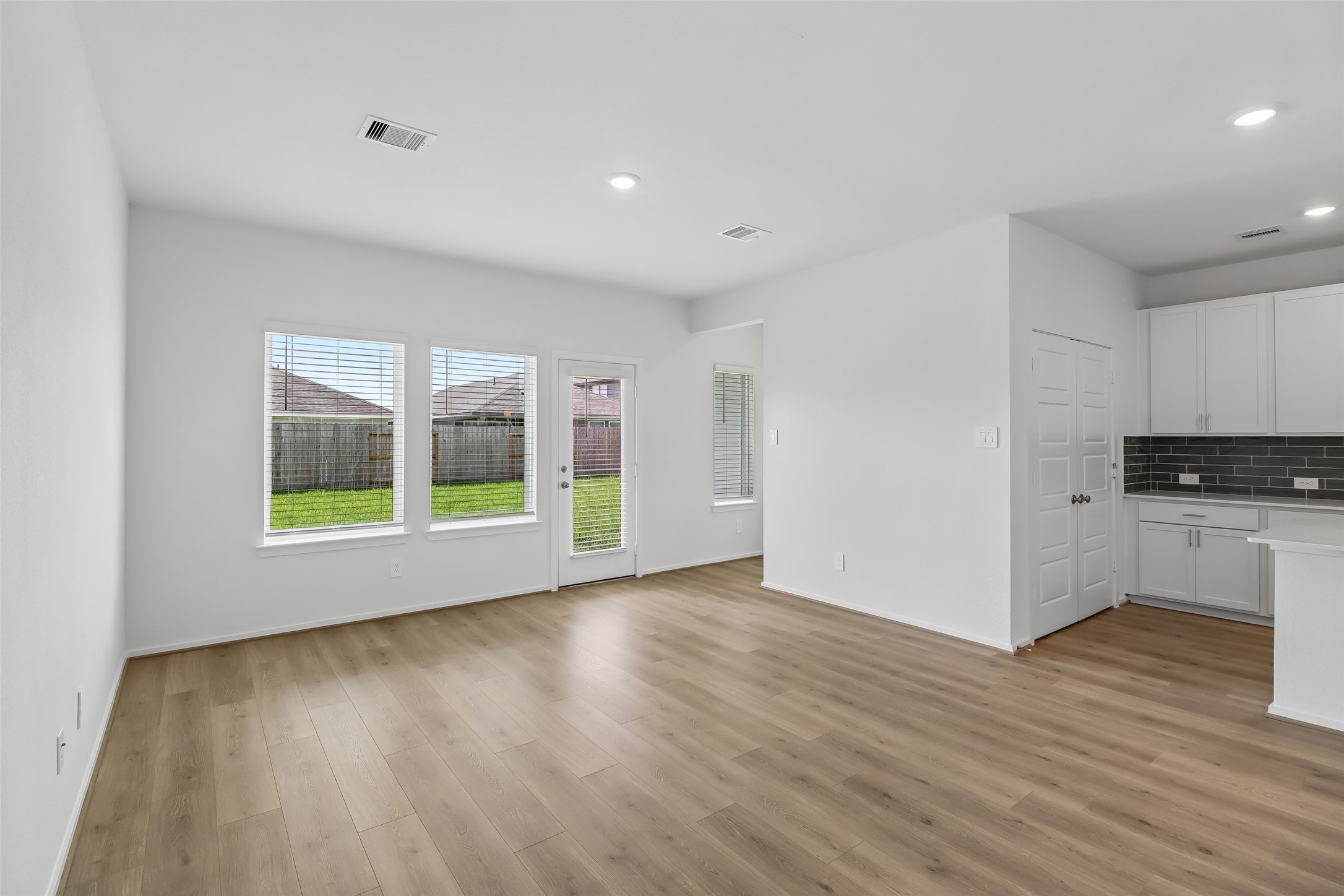 31025 Amalfi Cliff Drive Property Photo 2