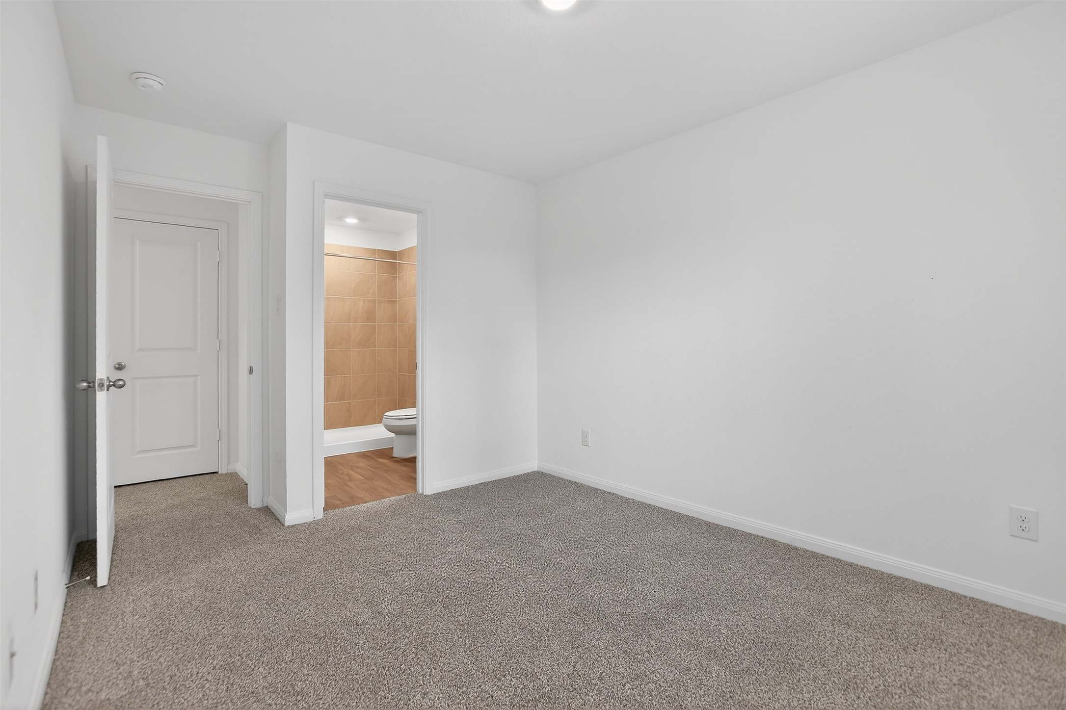 11806 Holly Hurst Drive Property Photo 14
