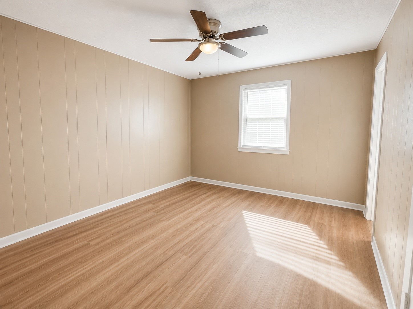 105 Heatonville Drive 6 Property Photo 5