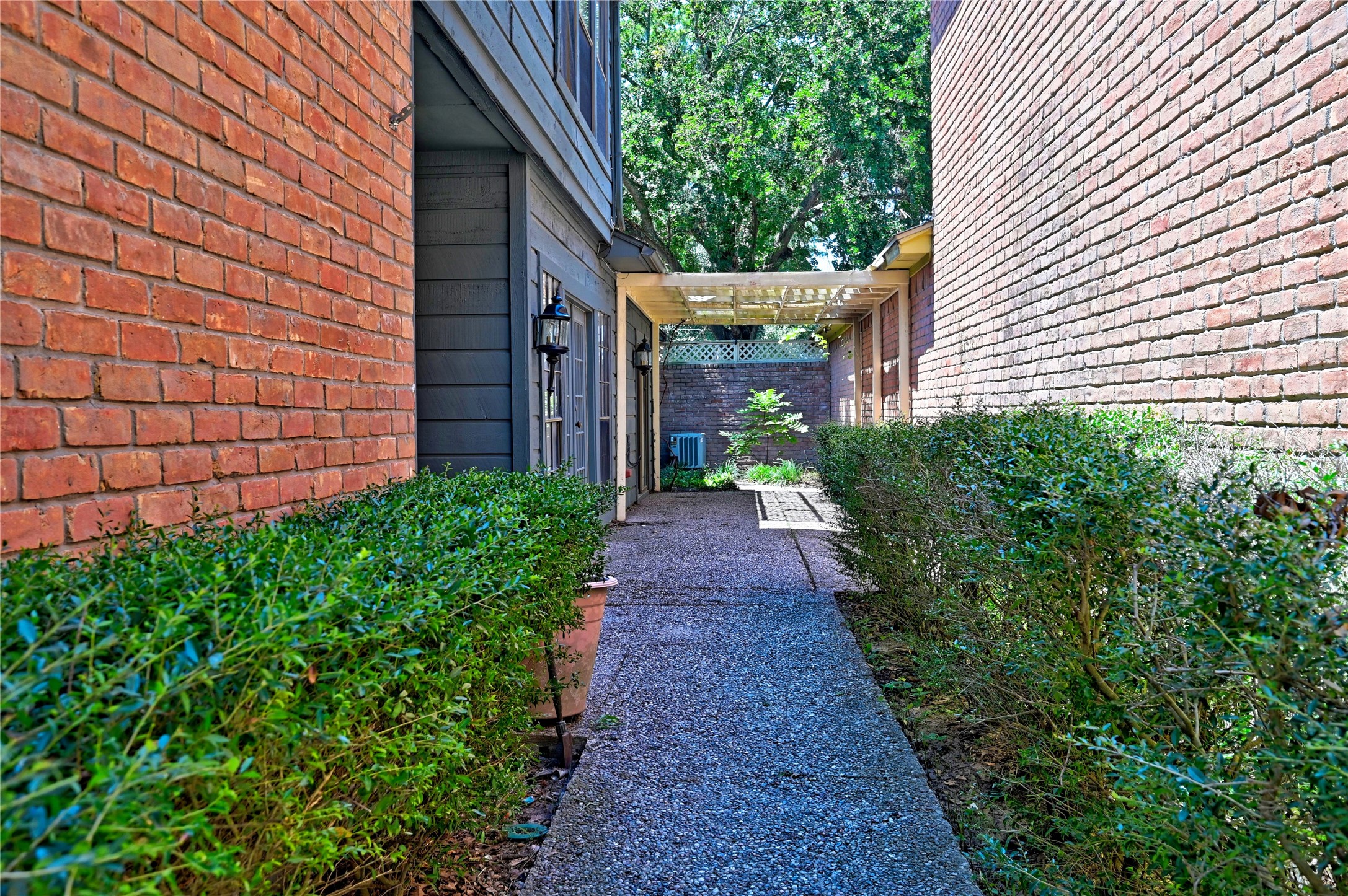 14317 Cashel Forest Drive Property Photo 2