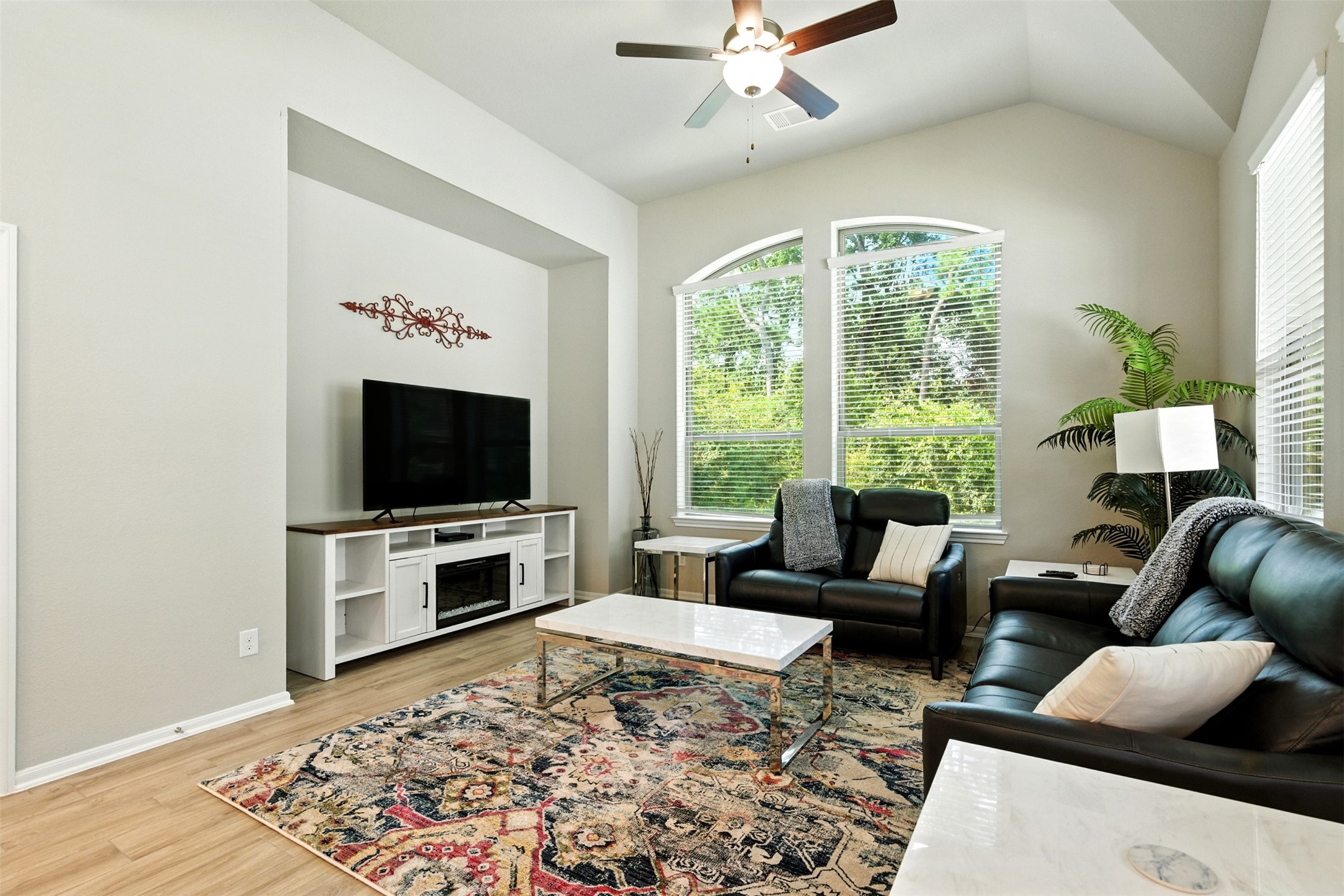 28092 Rocky Heights Drive Property Photo 10