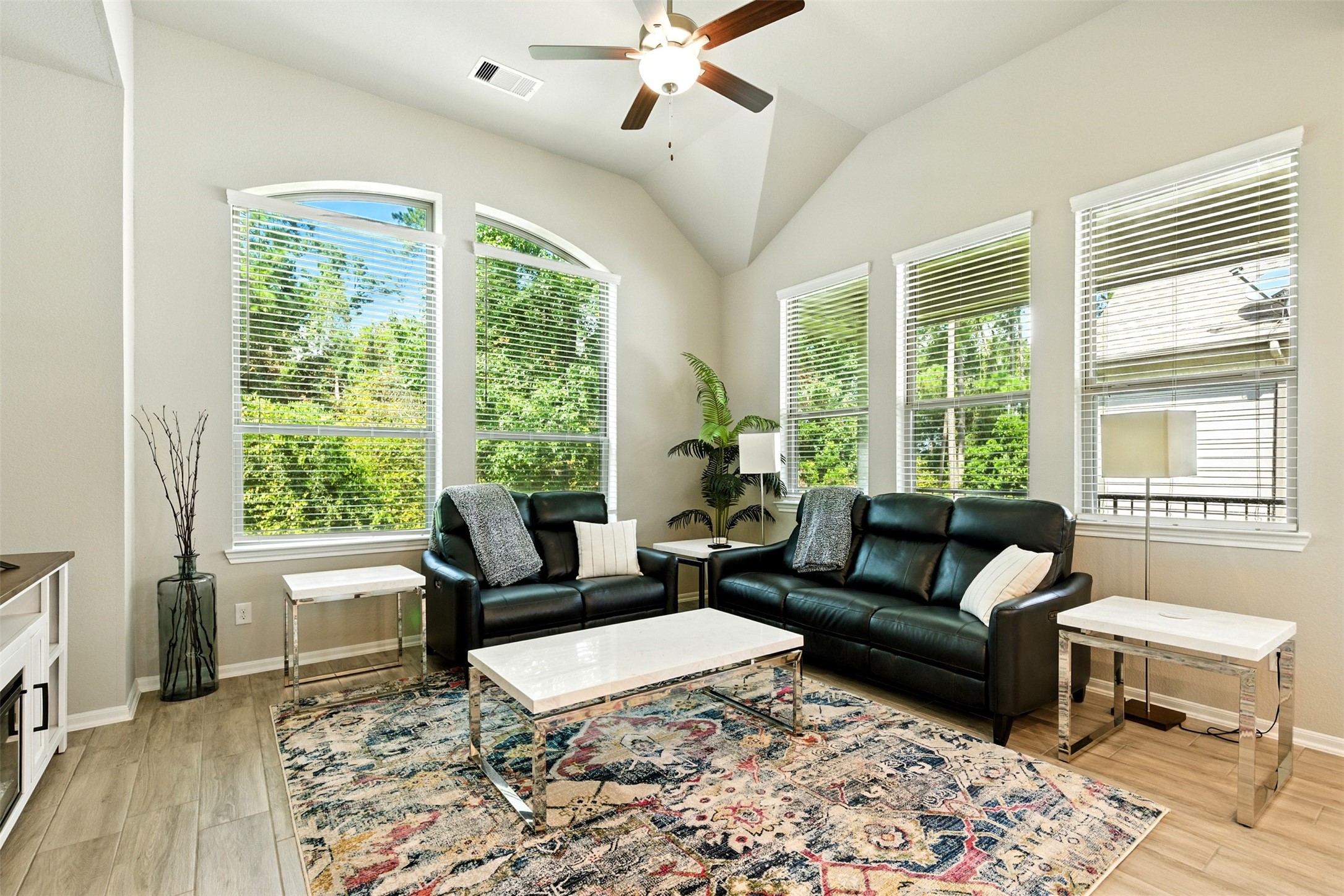 28092 Rocky Heights Drive Property Photo 11