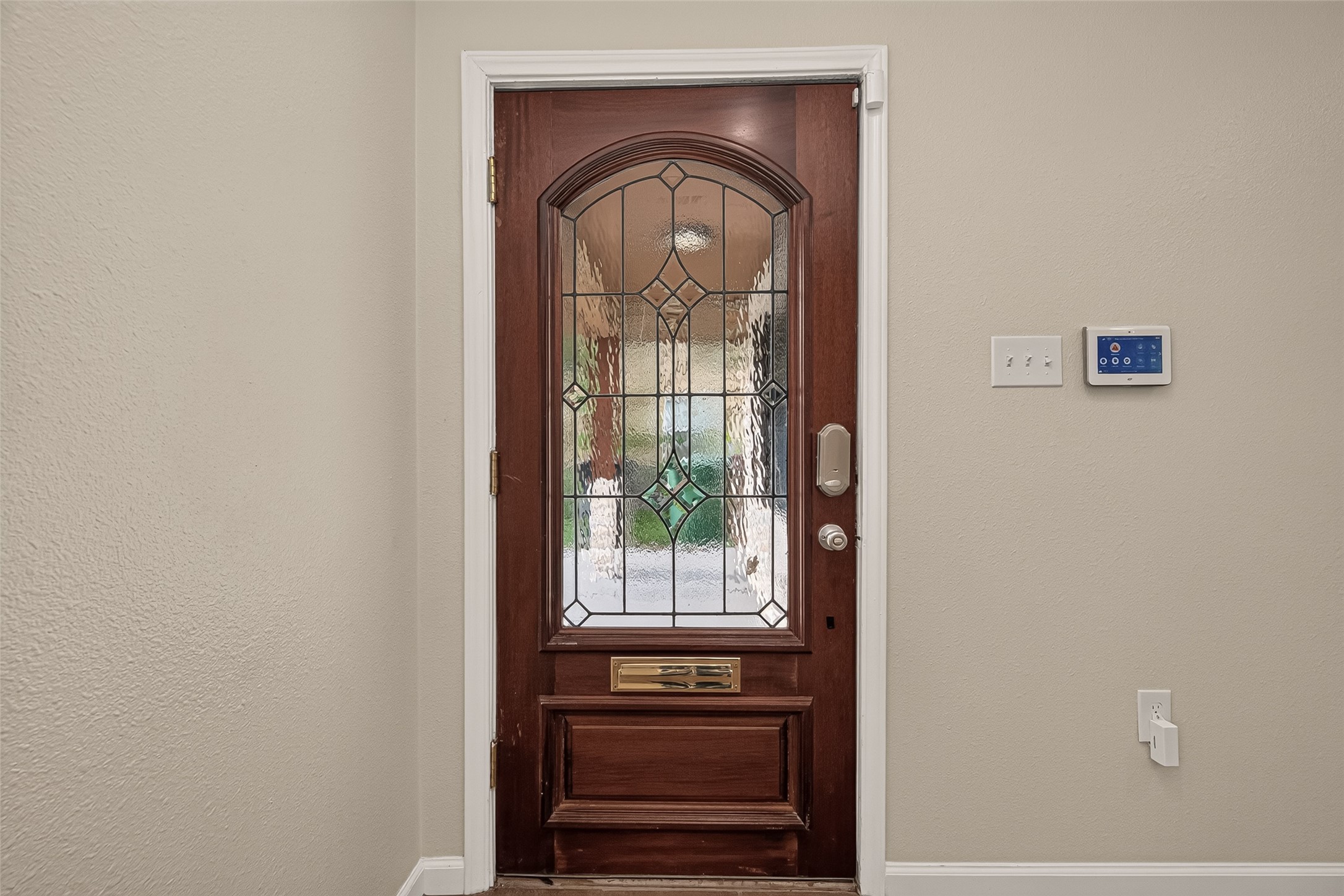 8402 Bascom Lane Property Photo 6