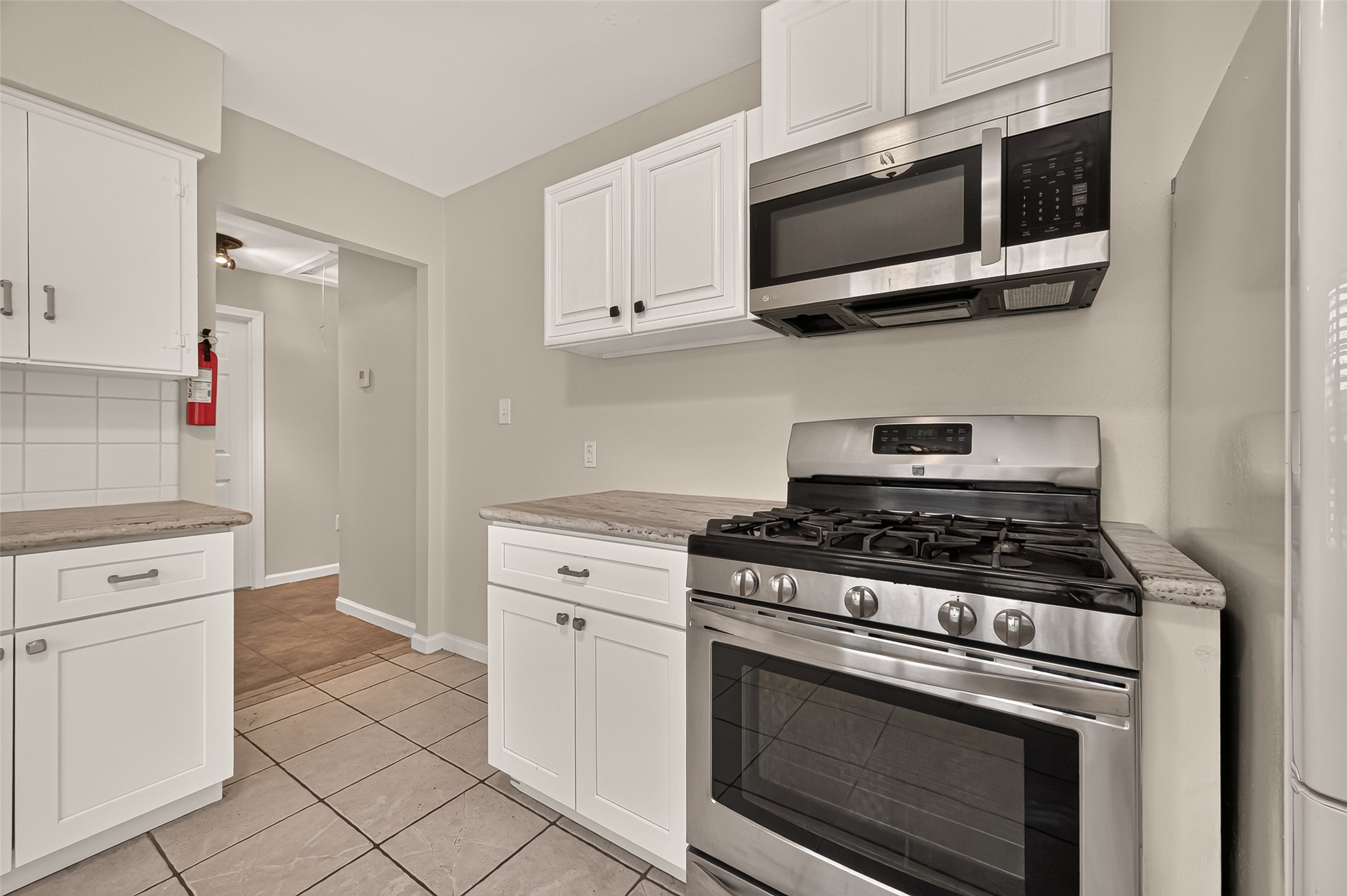 8402 Bascom Lane Property Photo 18