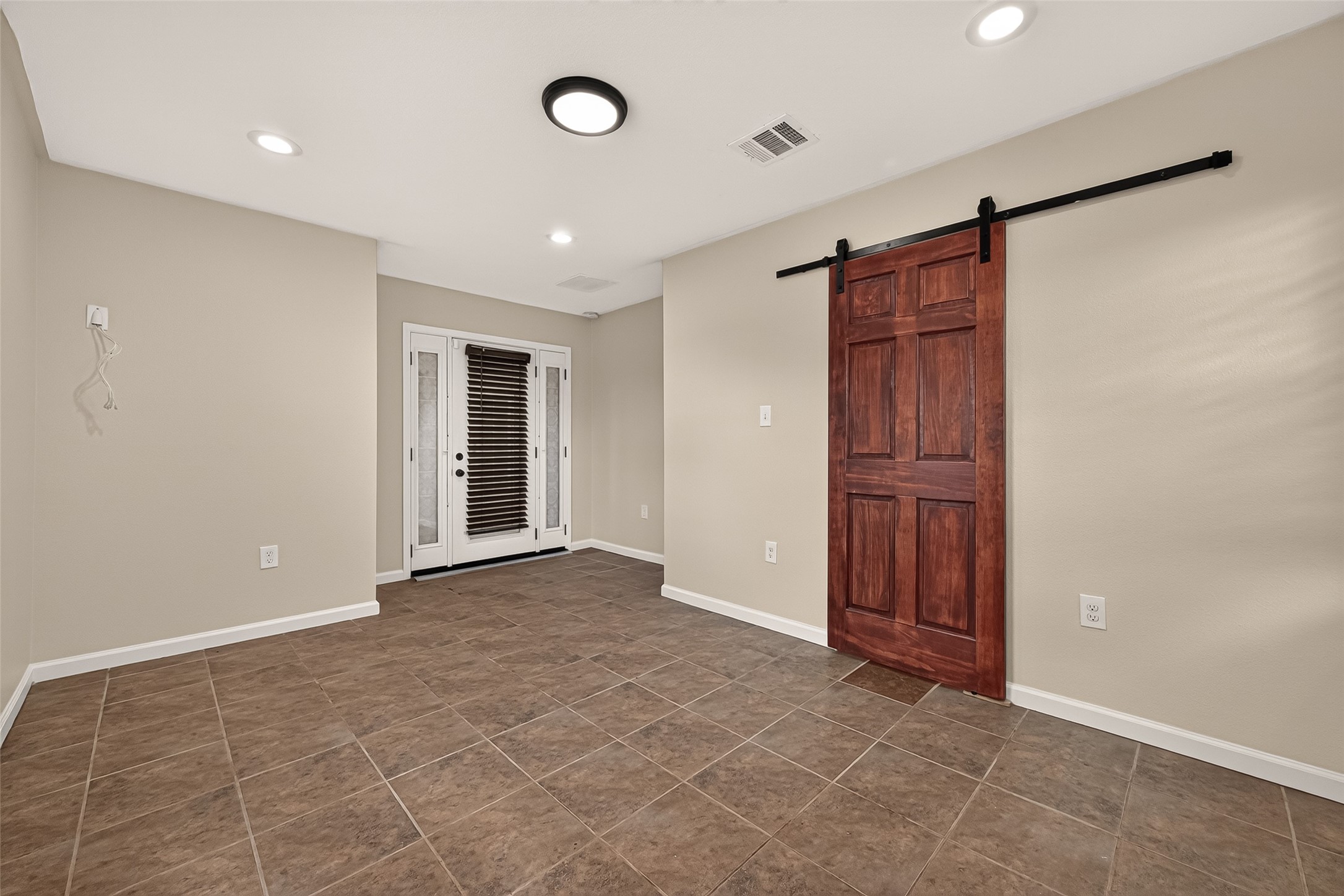 8402 Bascom Lane Property Photo 20
