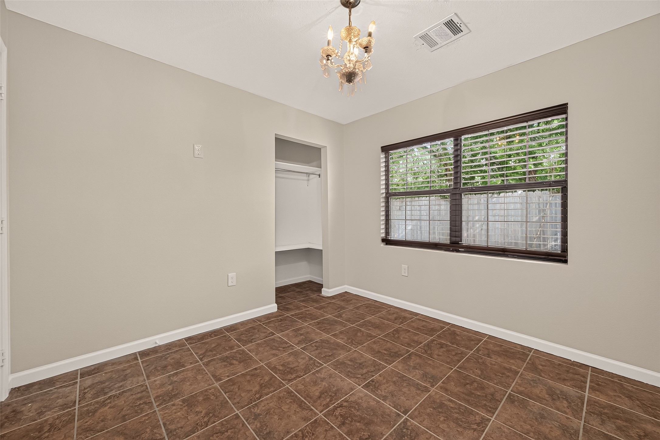 8402 Bascom Lane Property Photo 22