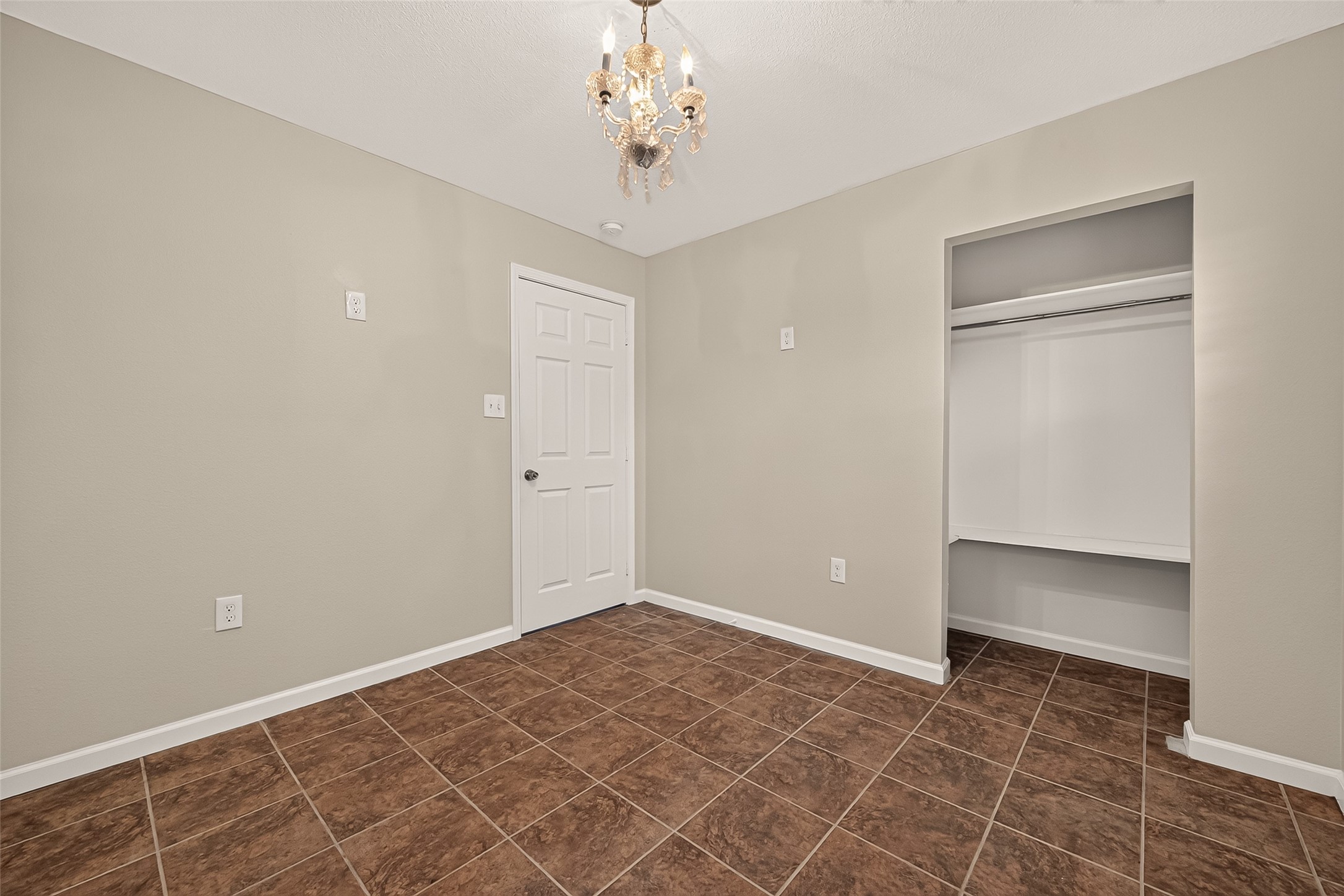 8402 Bascom Lane Property Photo 23