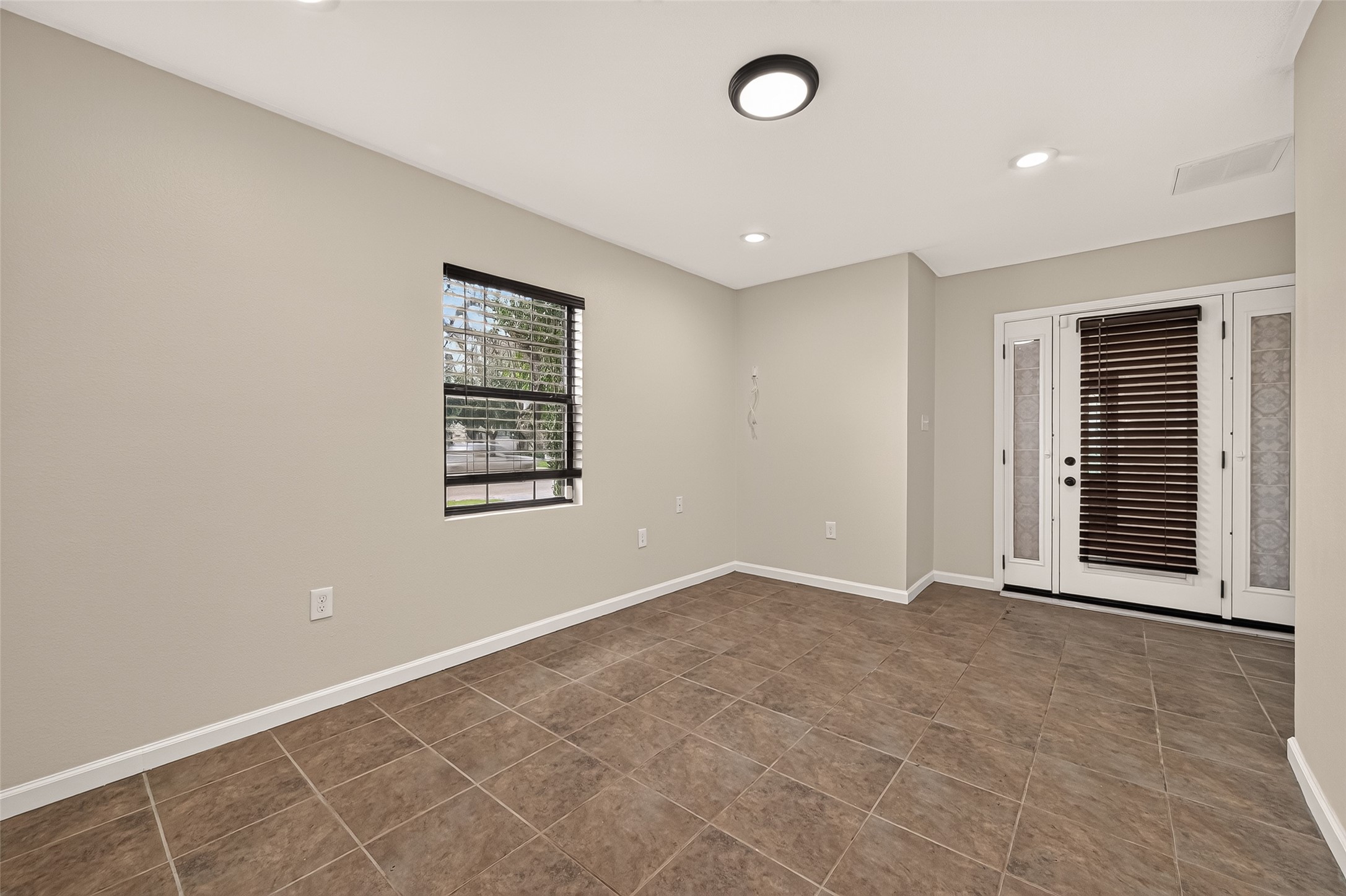 8402 Bascom Lane Property Photo 27