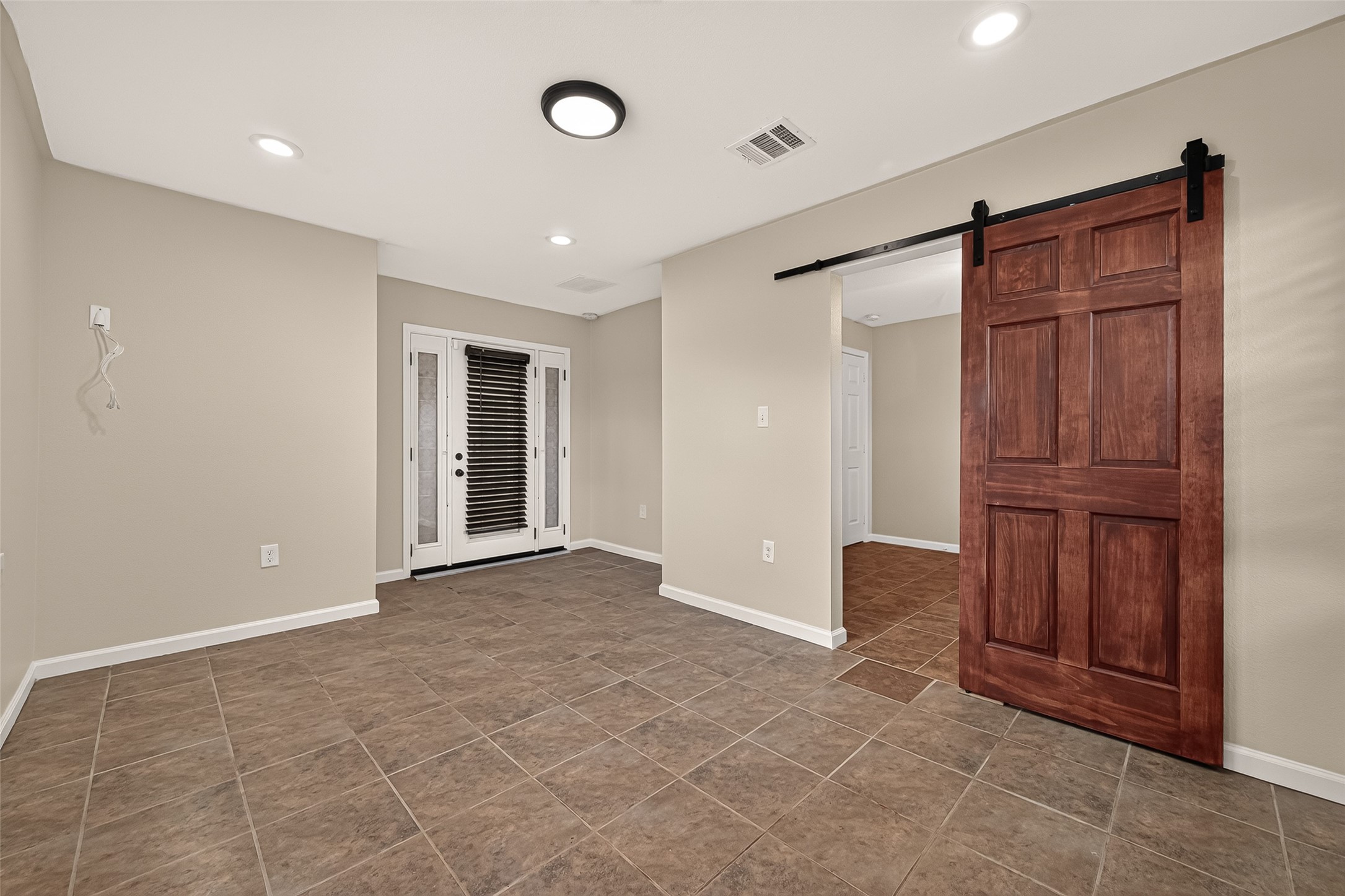 8402 Bascom Lane Property Photo 28