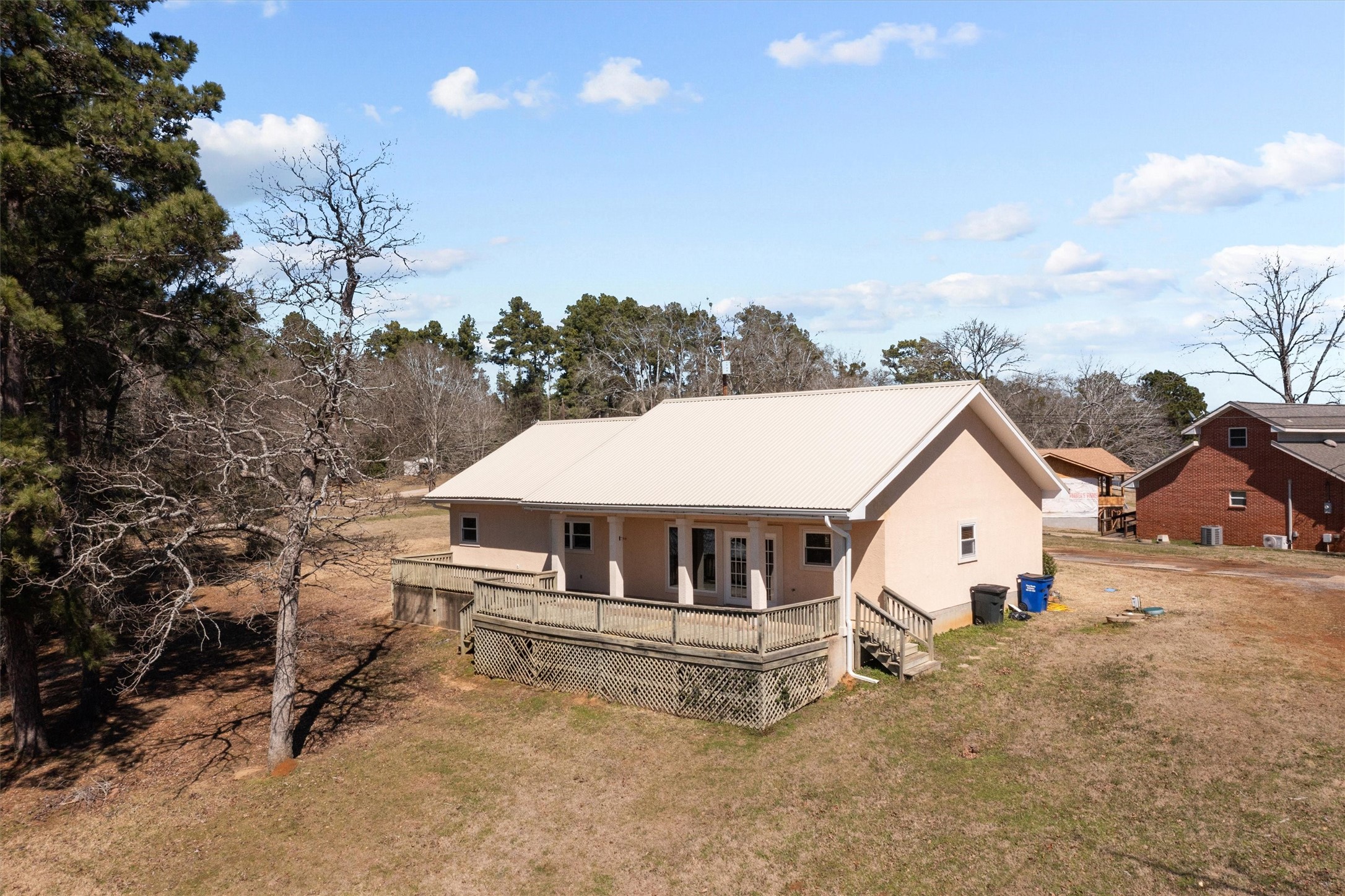 160 Lookout Point Drive Property Photo 11