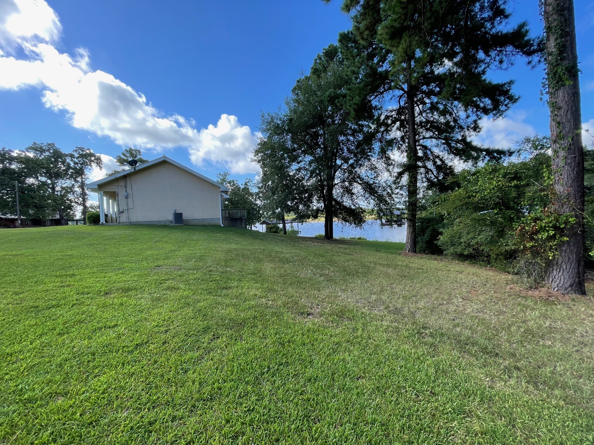 160 Lookout Point Drive Property Photo 35