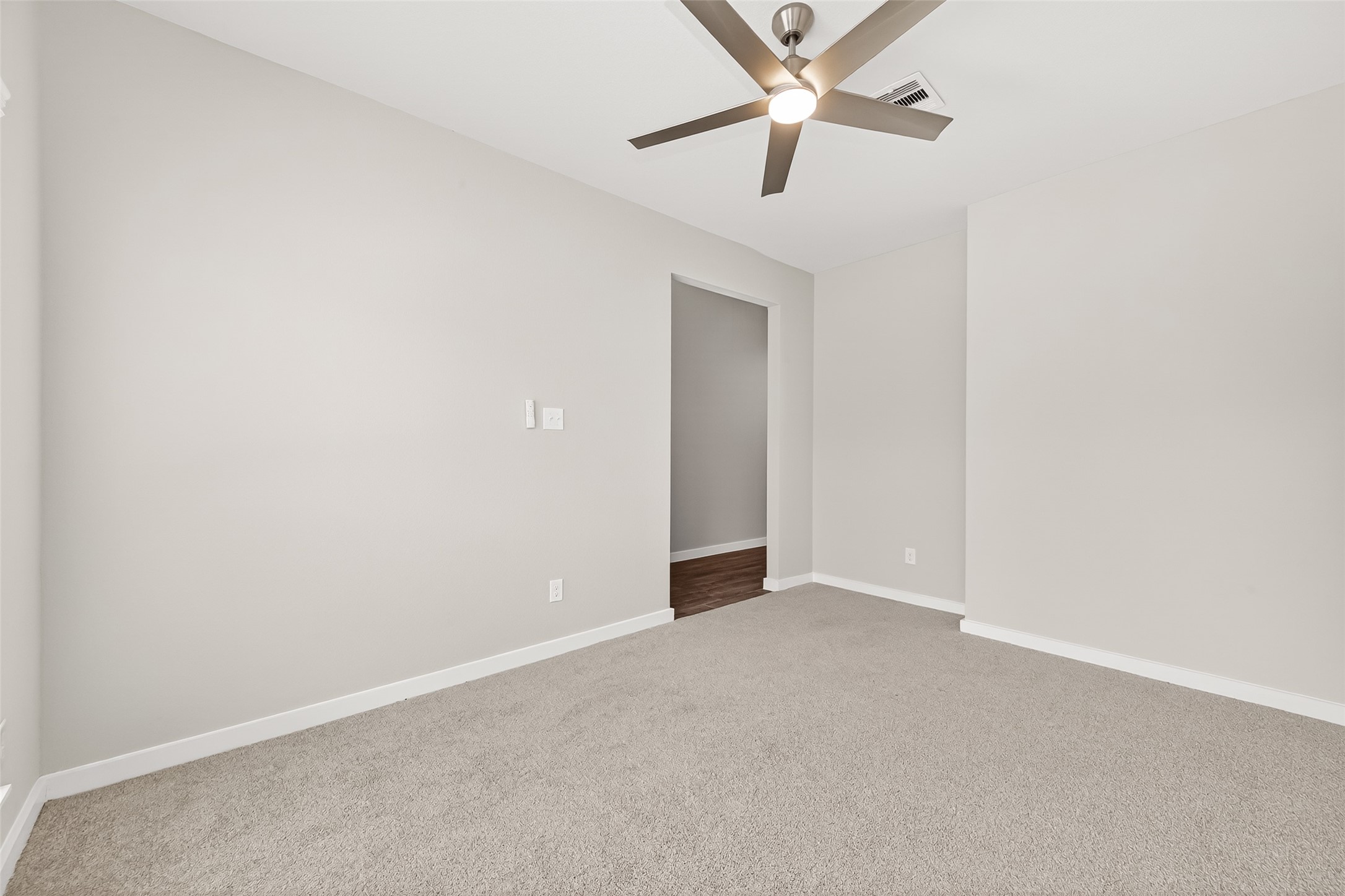 305 E Tranquil Fields Lane Property Photo 7