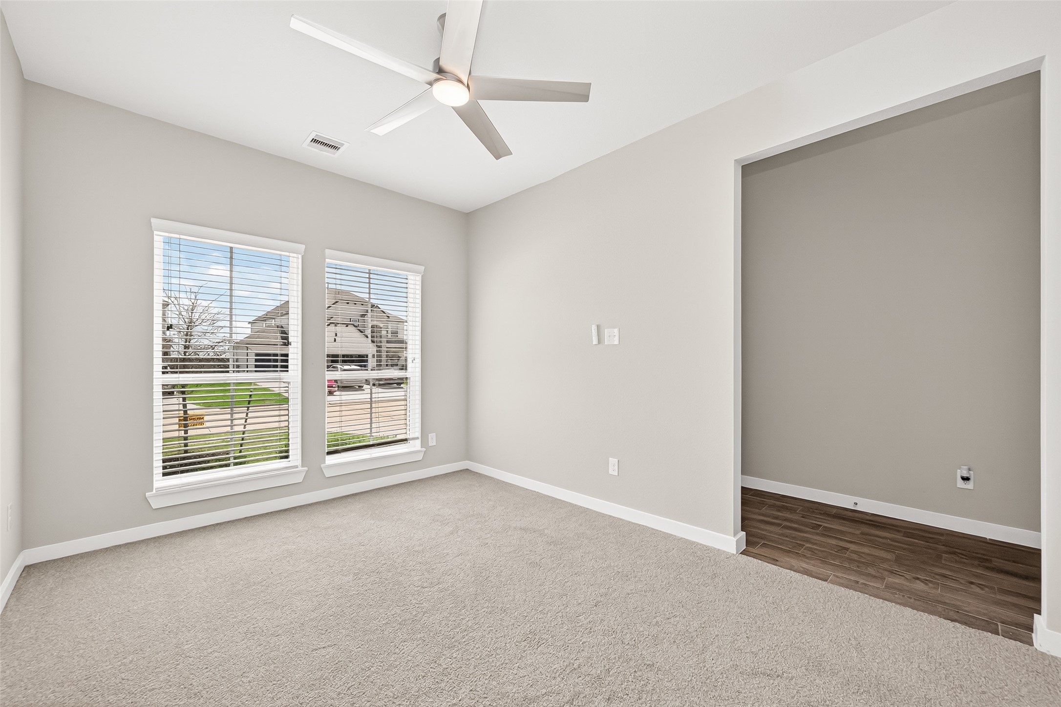 305 E Tranquil Fields Lane Property Photo 8