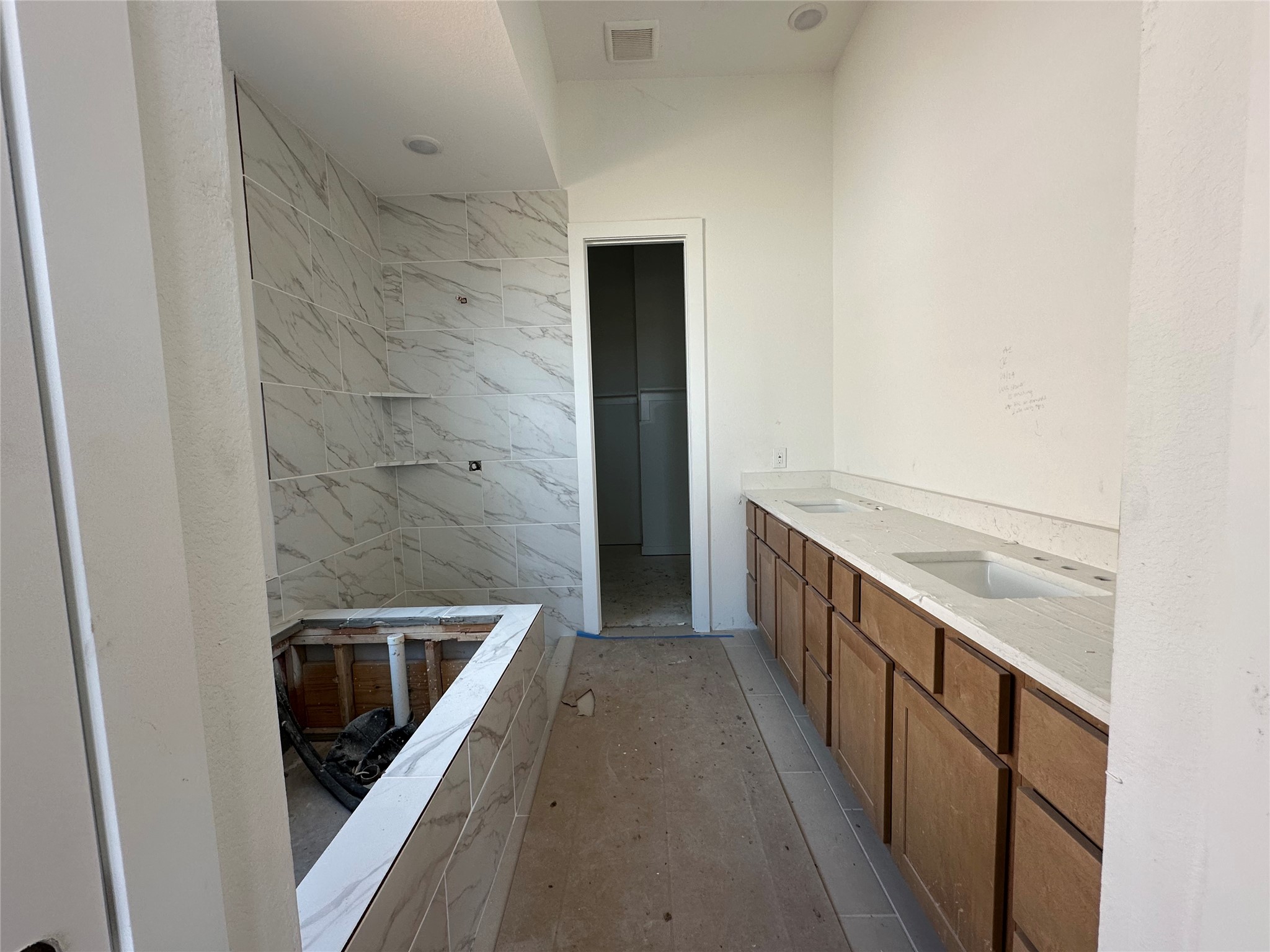 6446 Mahogany Branch Trail Property Photo 11