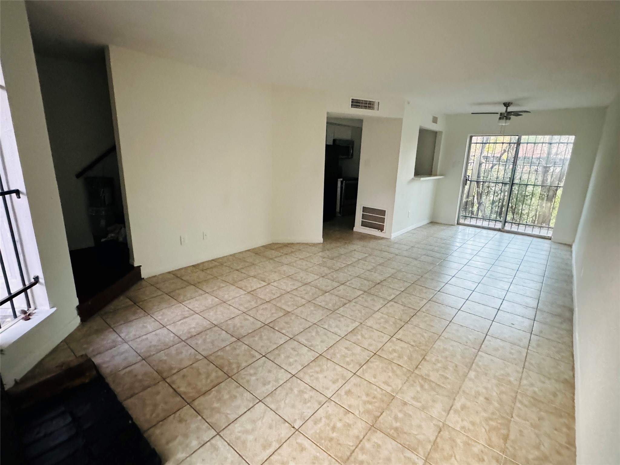 17210 Imperial Valley Drive 61 Property Photo 5