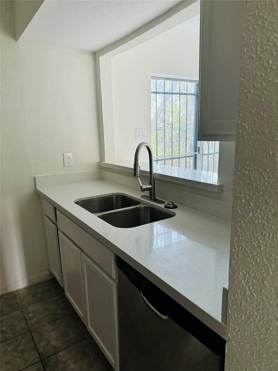 17210 Imperial Valley Drive # 61, Houston Tx 77060 Property Photo 9