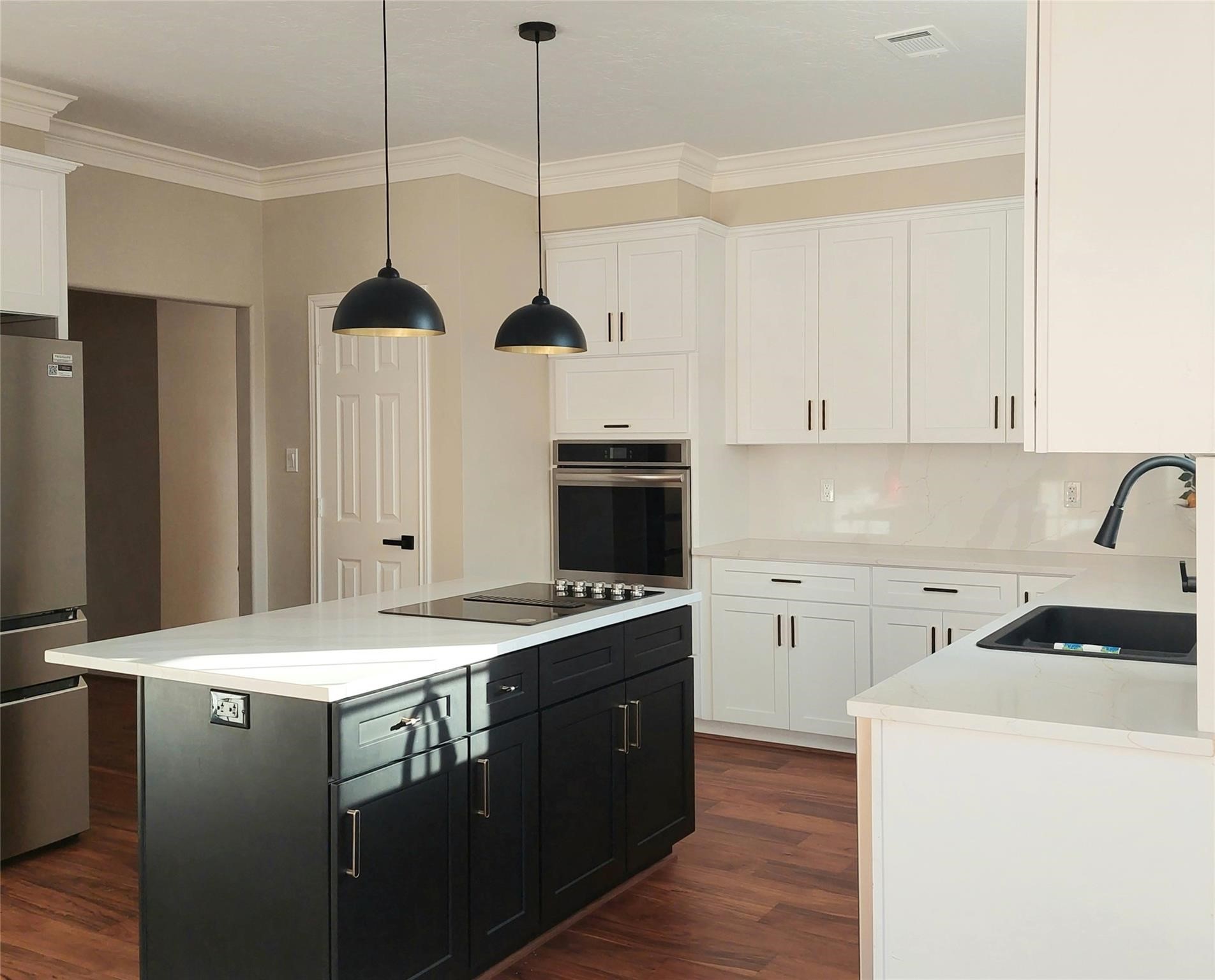 5523 Fragrant Cloud Drive Property Photo 12