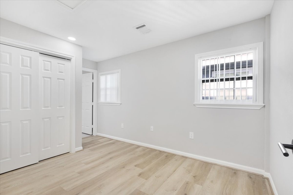 234 W 27th Street 3 Property Photo 6