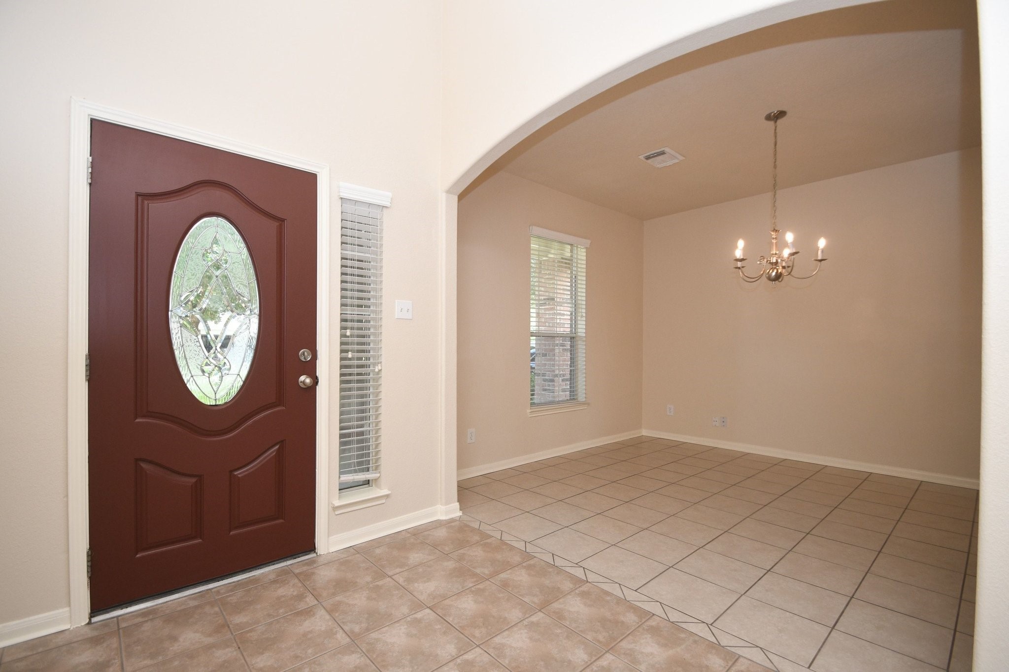 13111 Rippling Creek Lane Property Photo 3