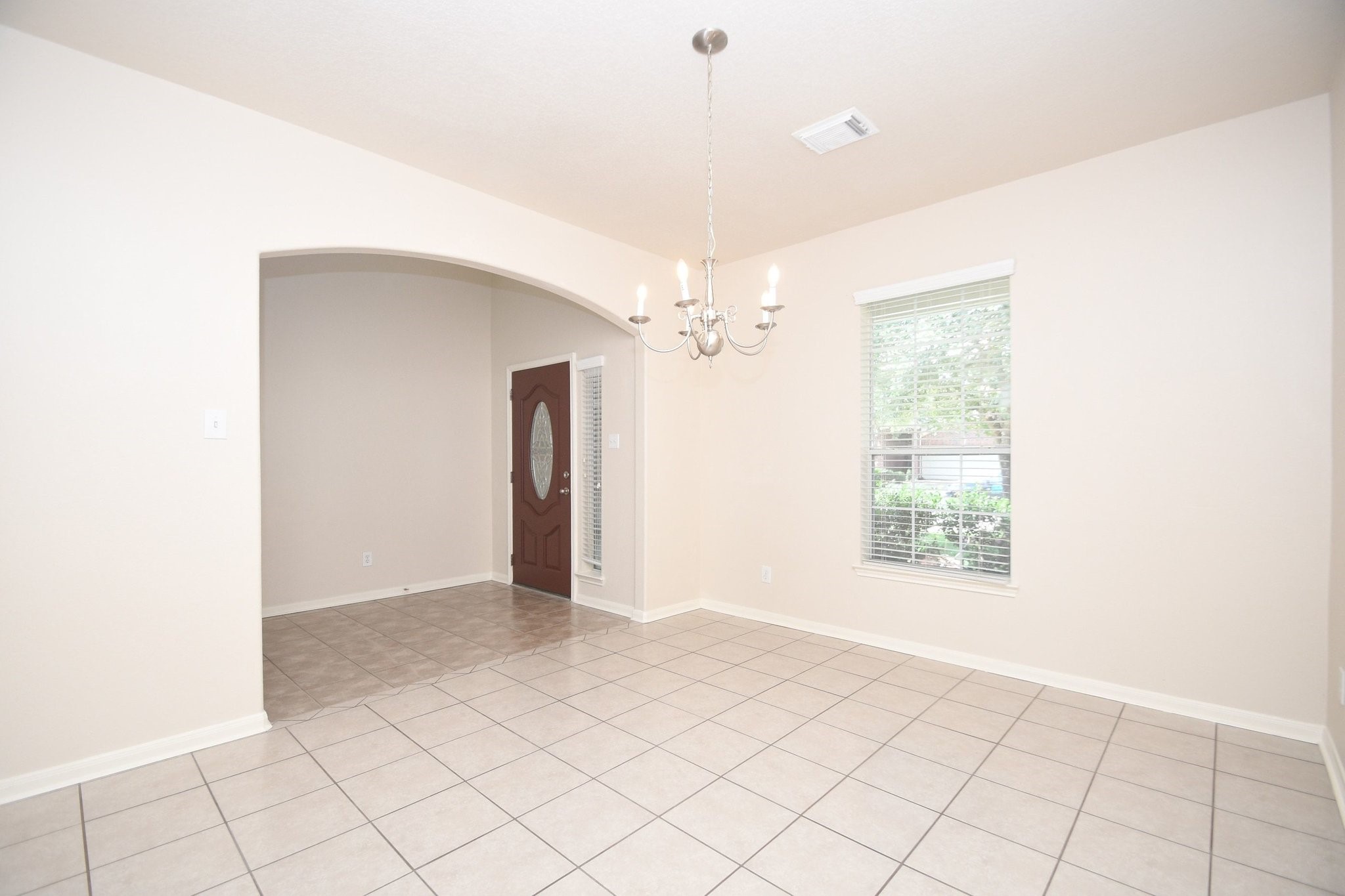 13111 Rippling Creek Lane Property Photo 5