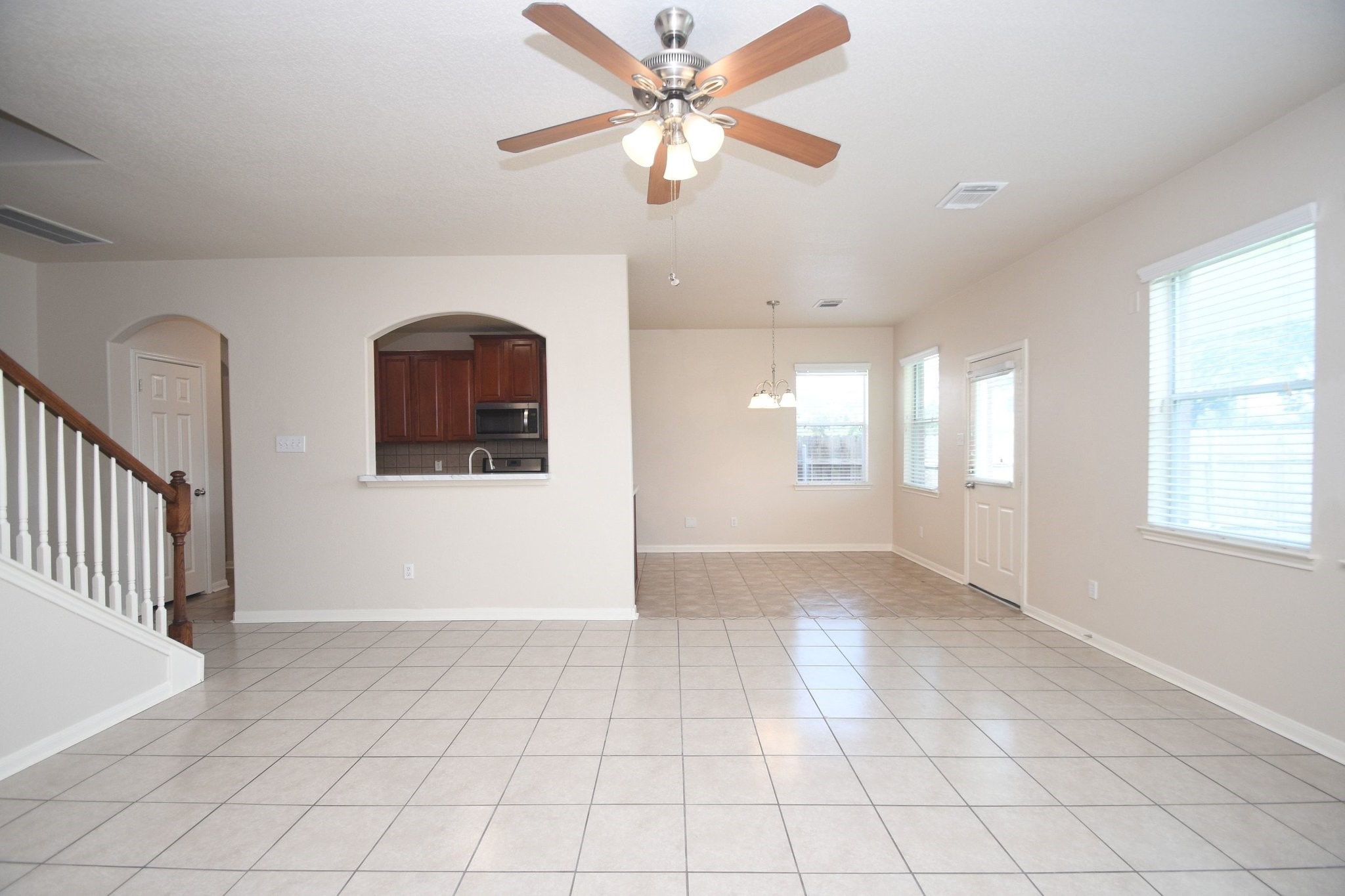 13111 Rippling Creek Lane Property Photo 6