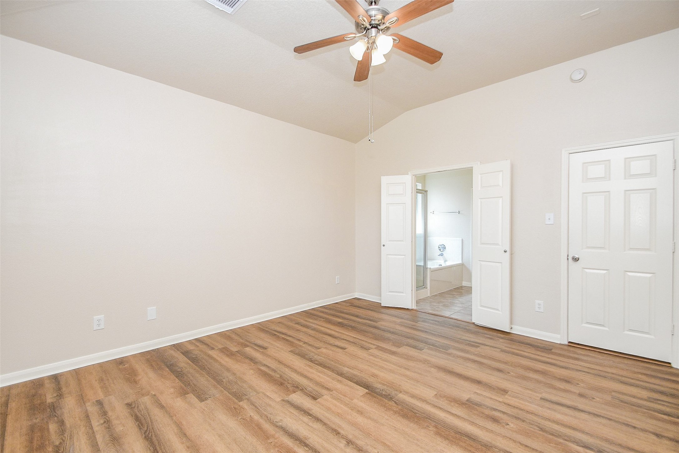 13111 Rippling Creek Lane Property Photo 35