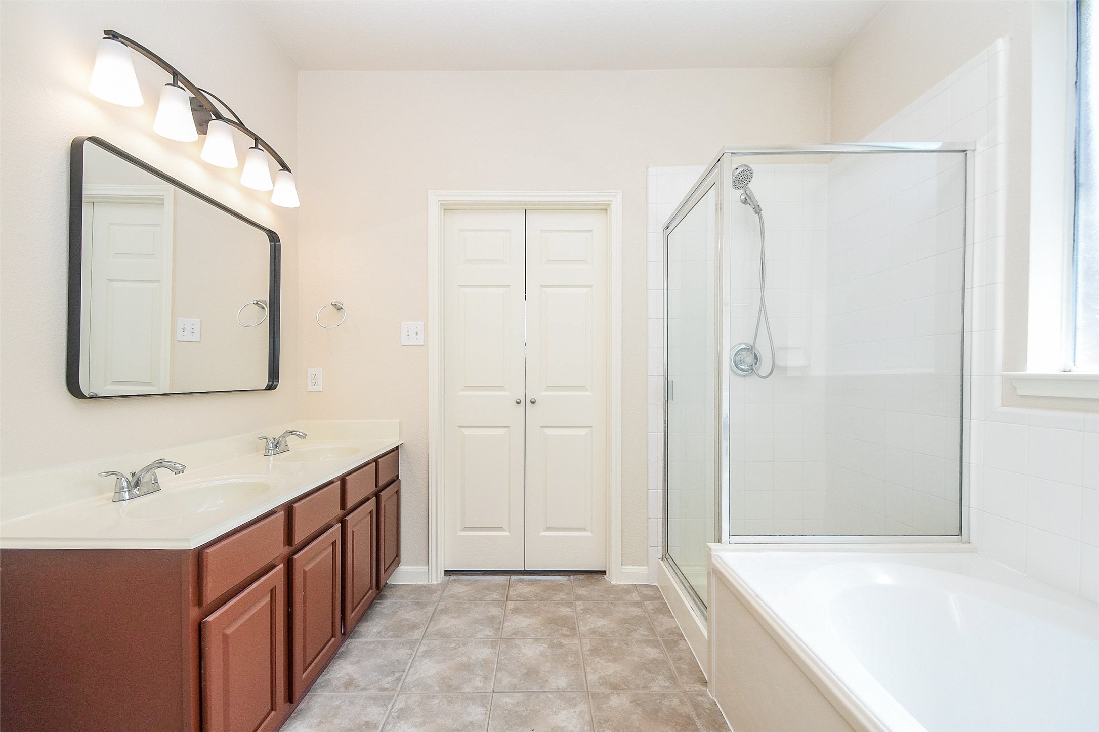 13111 Rippling Creek Lane Property Photo 36