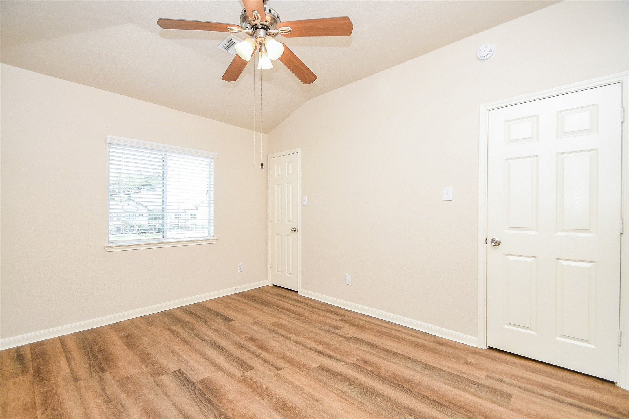 13111 Rippling Creek Lane Property Photo 42