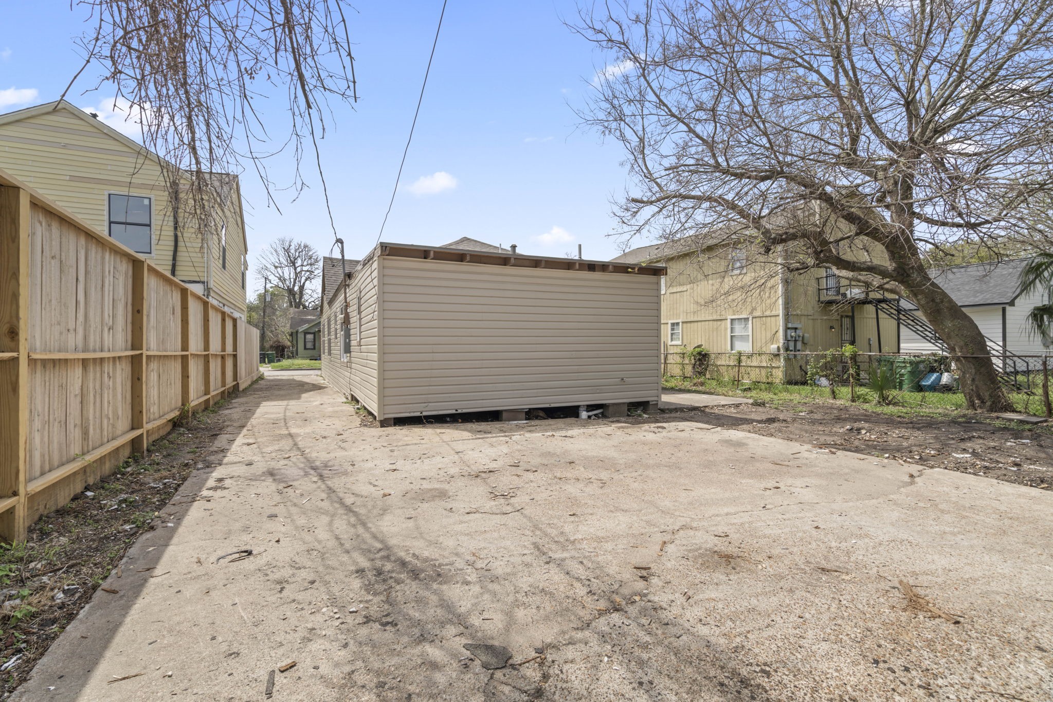 2817 Winbern Street Property Photo 12