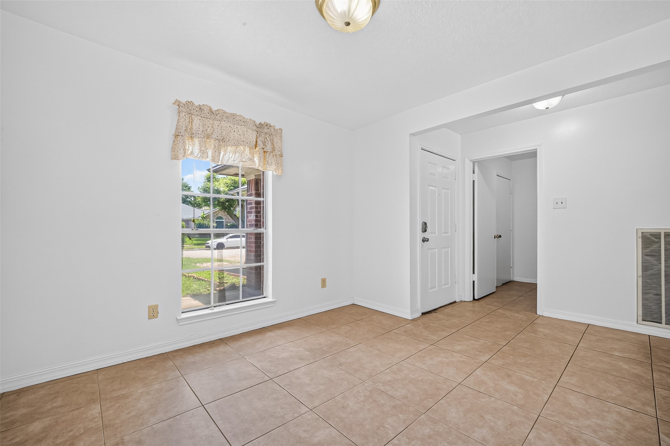 6510 Grand Haven Drive Property Photo 8