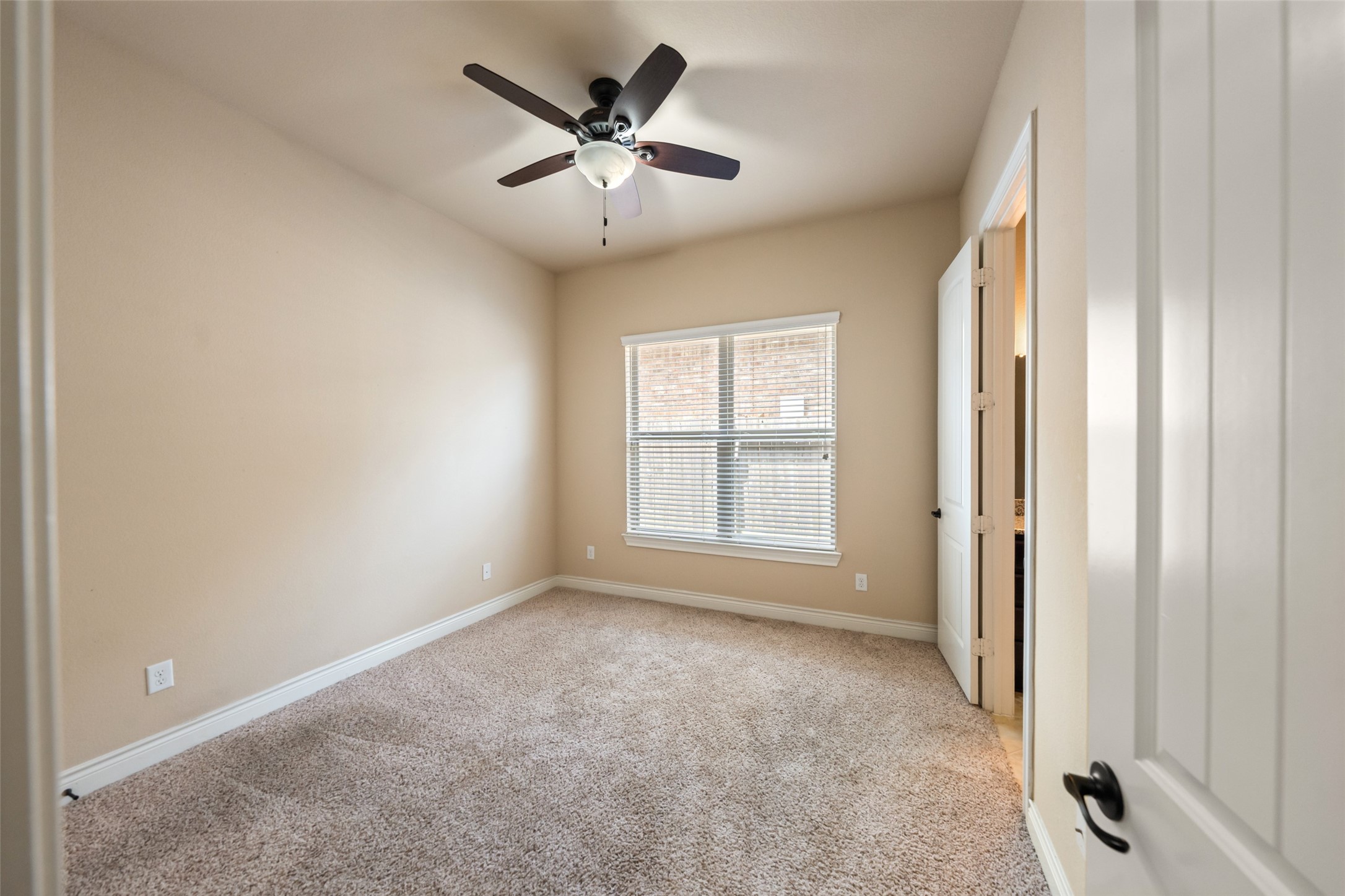 5019 Preserve Park Drive Property Photo 24