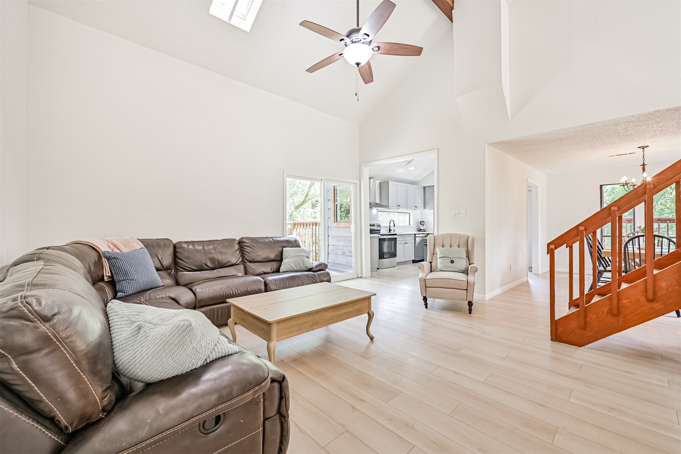 7445 Cobbs Oak Lane Property Photo 10