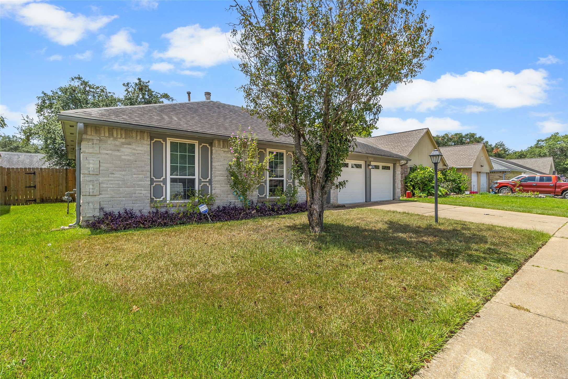 19319 Indian Grass Drive Property Photo 2
