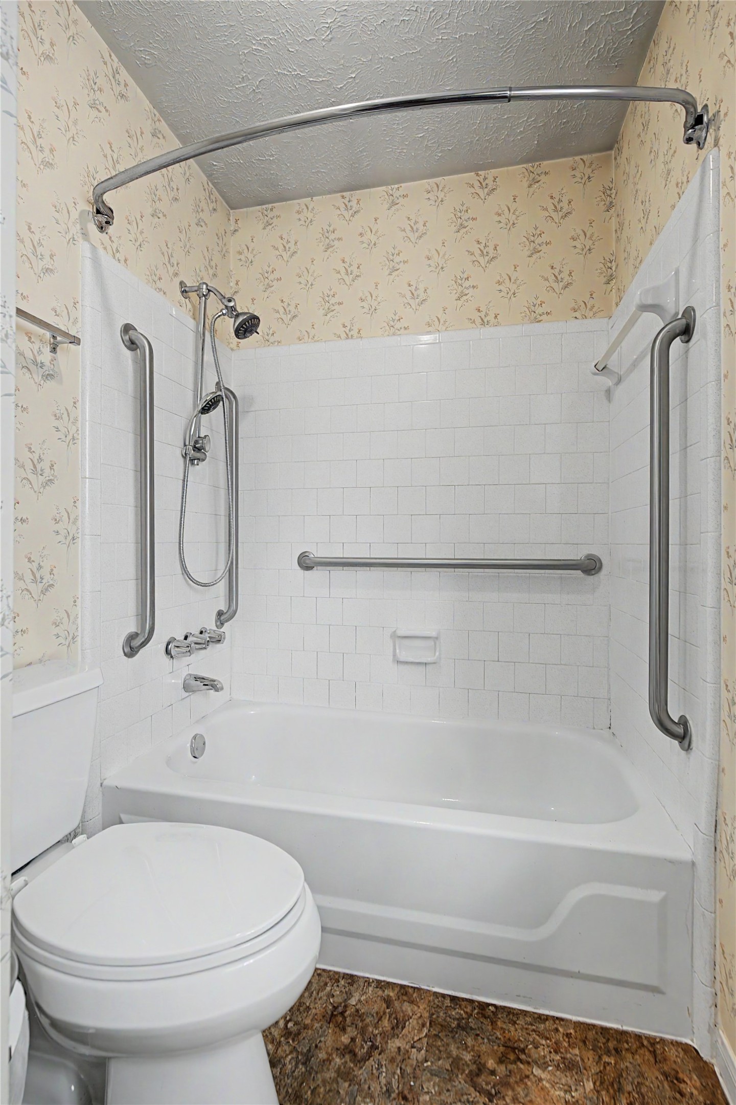 19319 Indian Grass Drive Property Photo 13