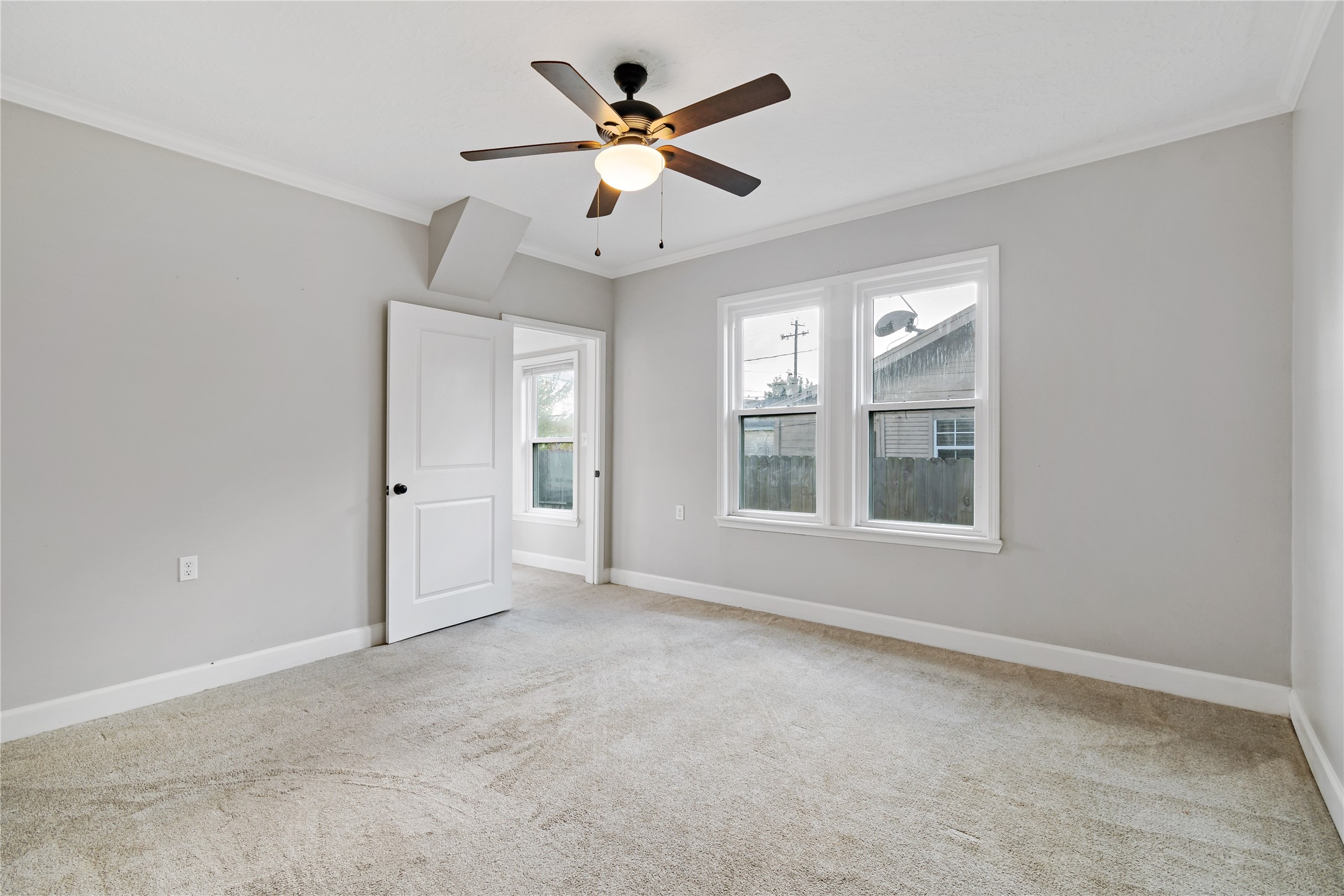 1210 W Broad Street Property Photo 8