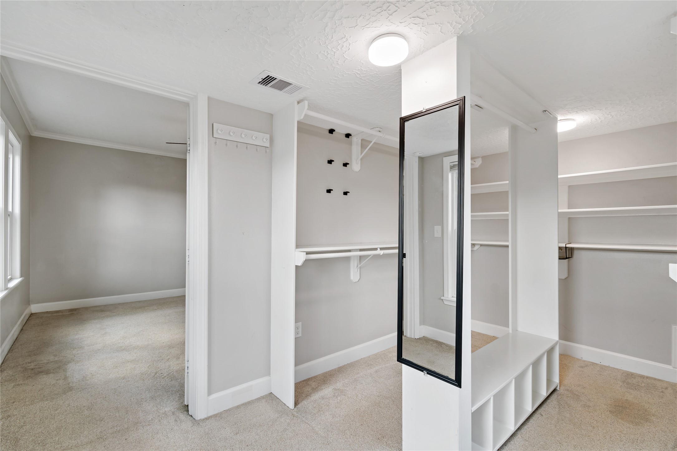 1210 W Broad Street Property Photo 10